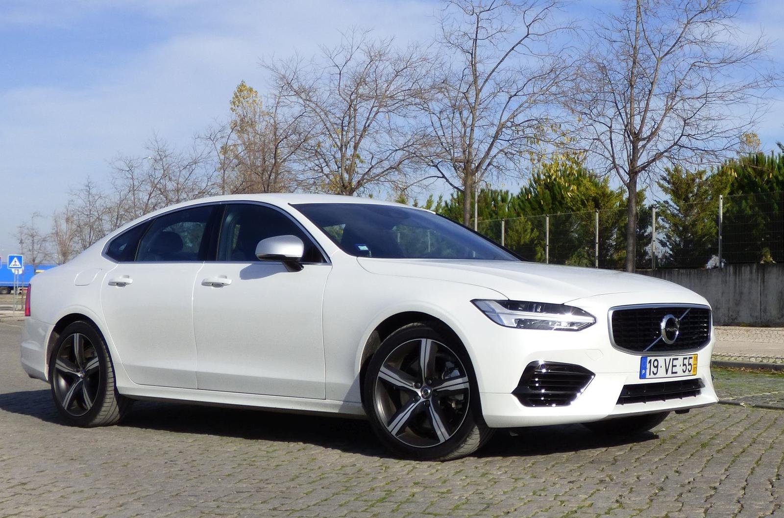 volvo v90 T8_10