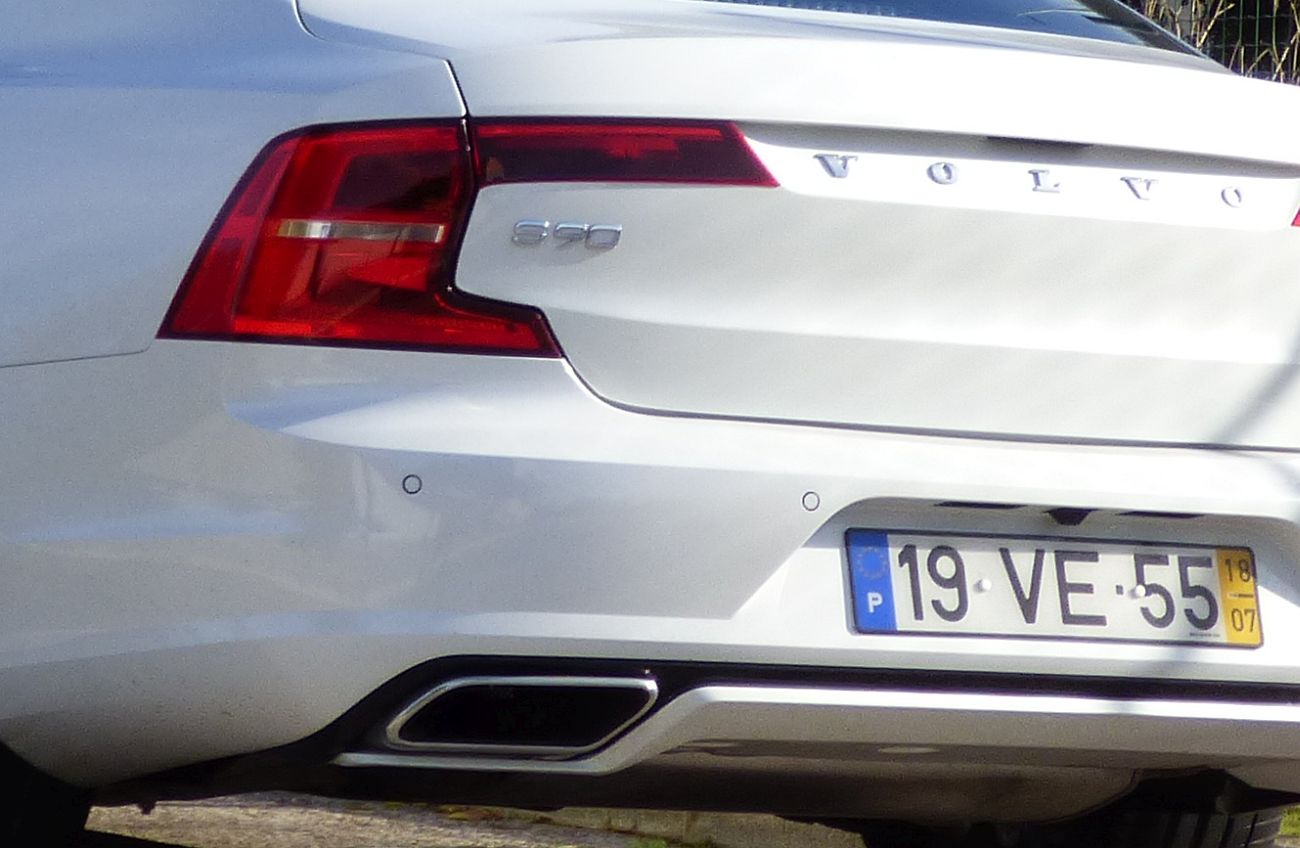 volvo v90 T8_2
