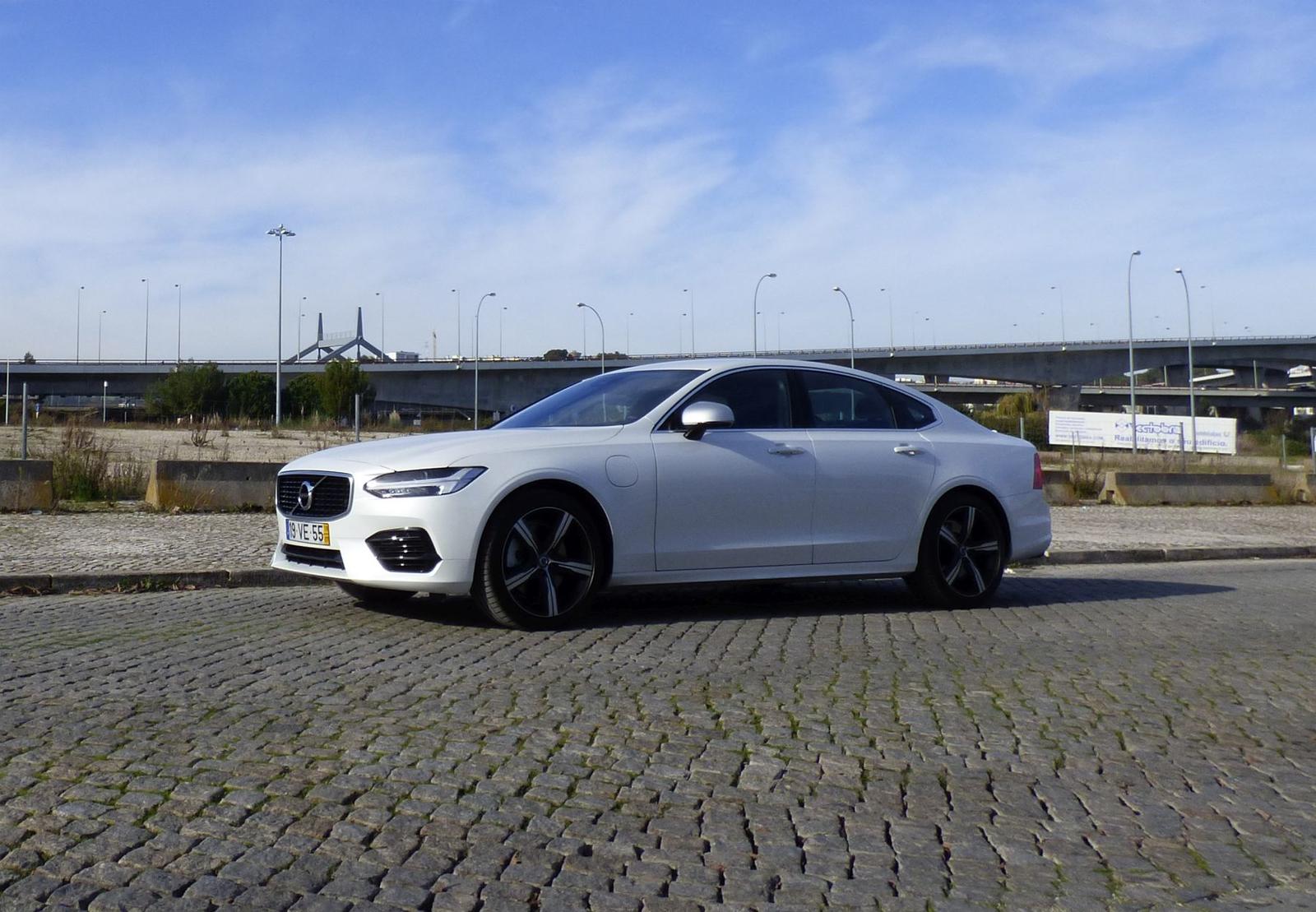 volvo v90 T8_3