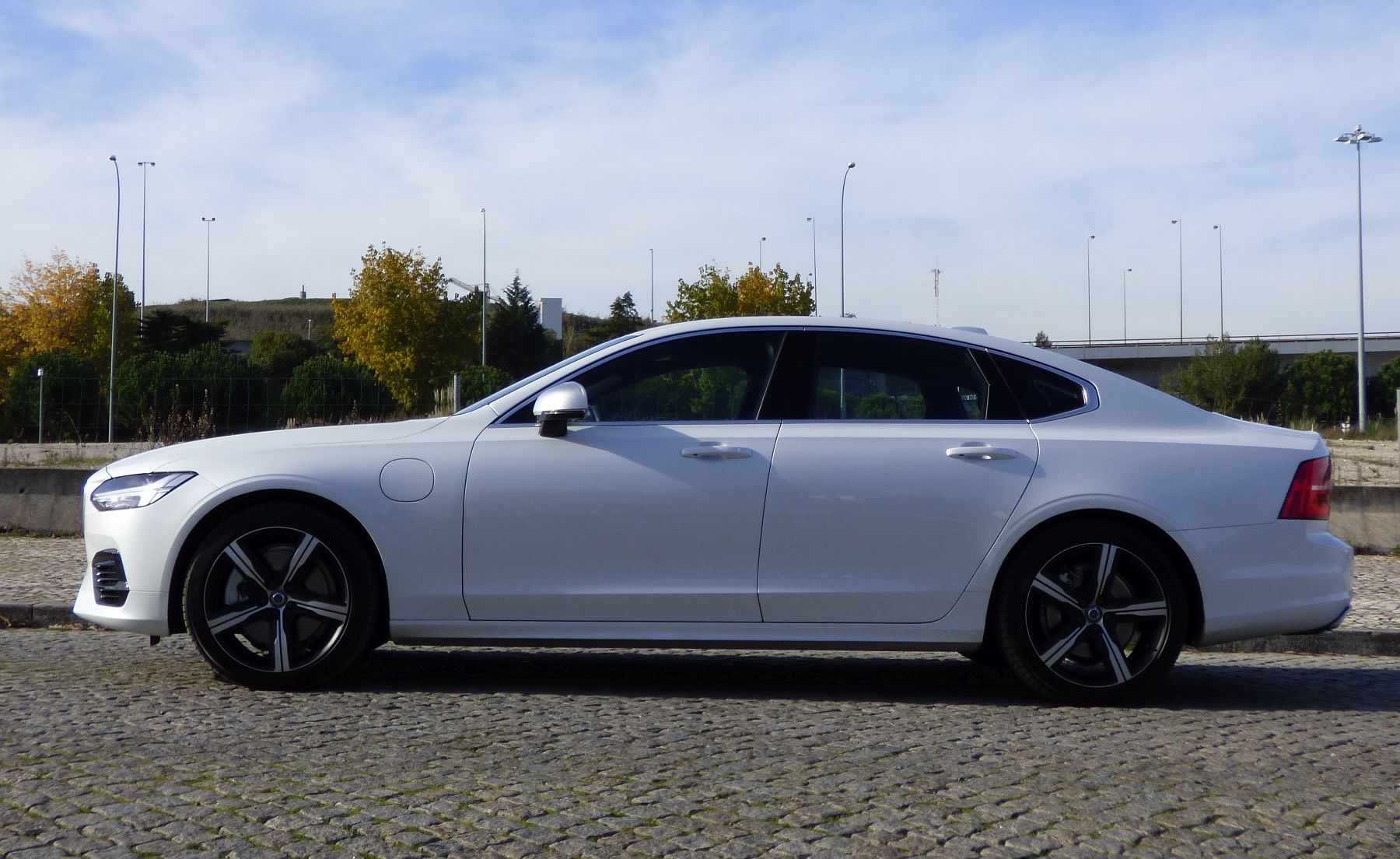 volvo v90 T8_5