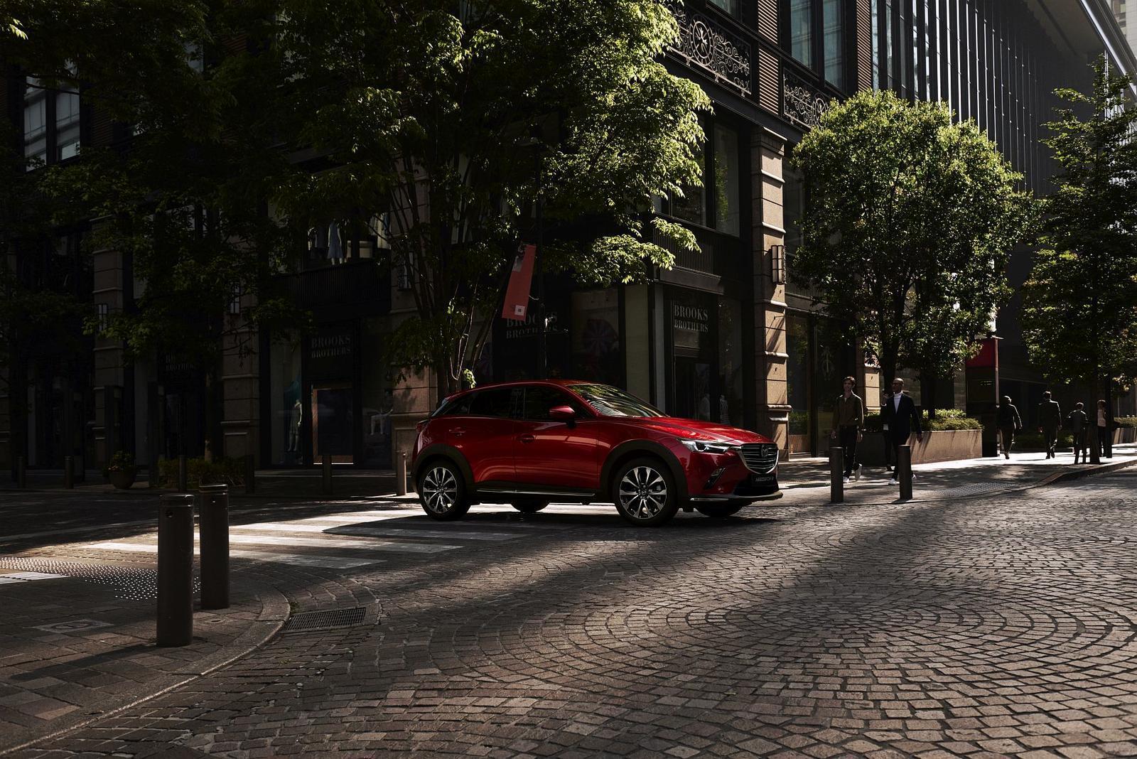14_2018_MAZDA_CX-3_ACTION_SIDE