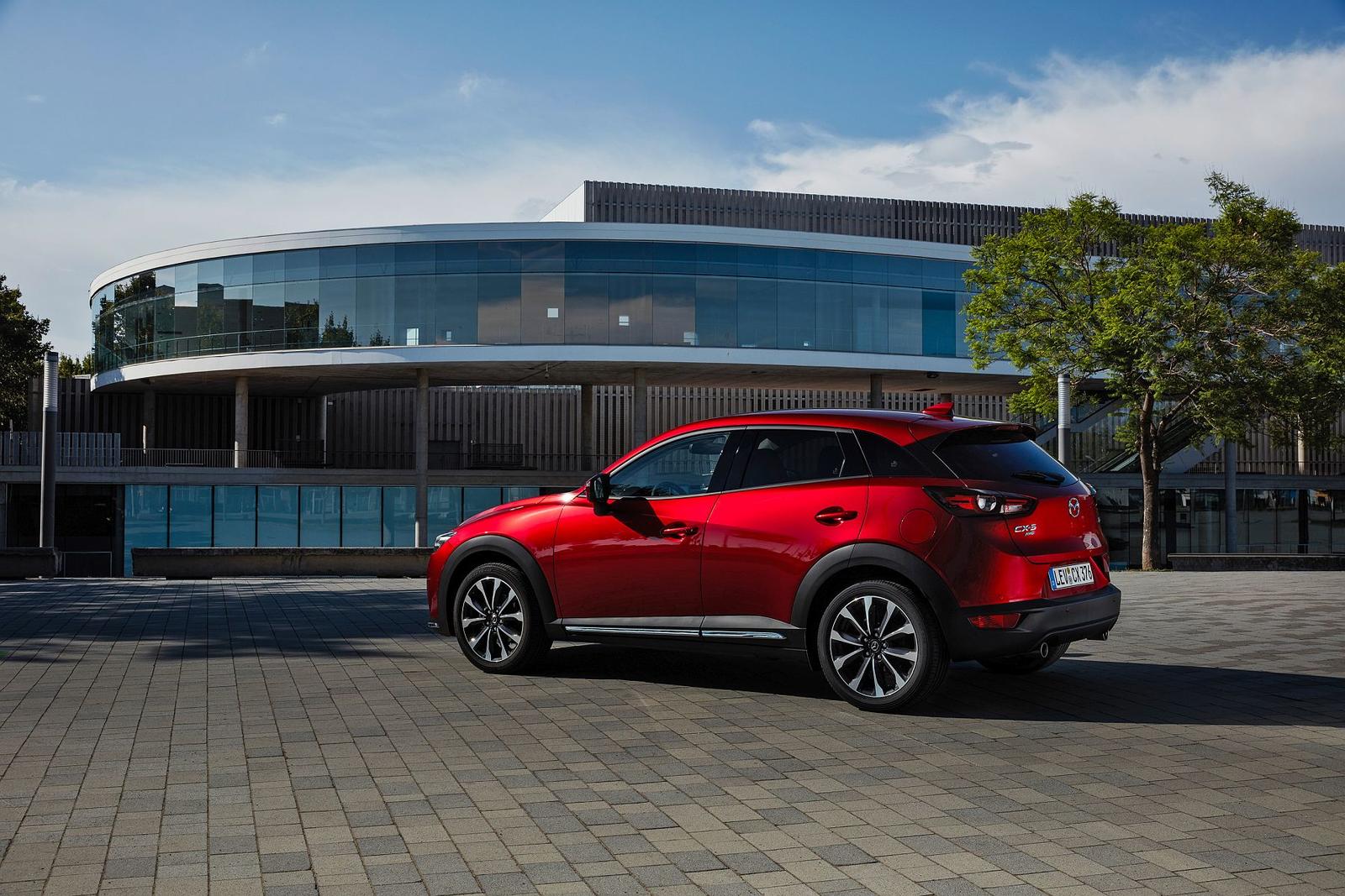 18_2018_MAZDA_CX-3_STILL_SIDE