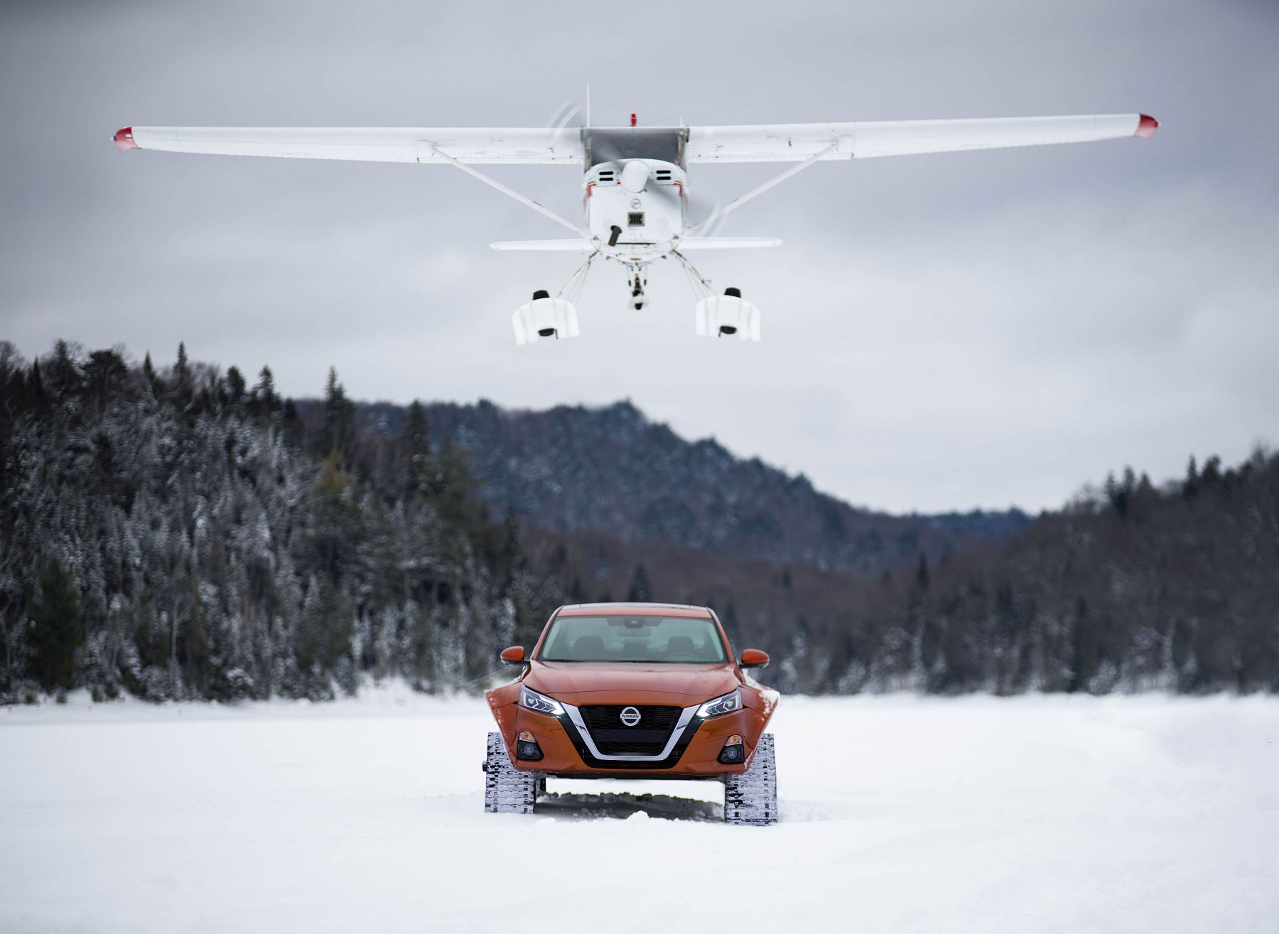2019 01 17 Altima-te AWD Car Project – Photo PLANE FRONT WIDE 02-source