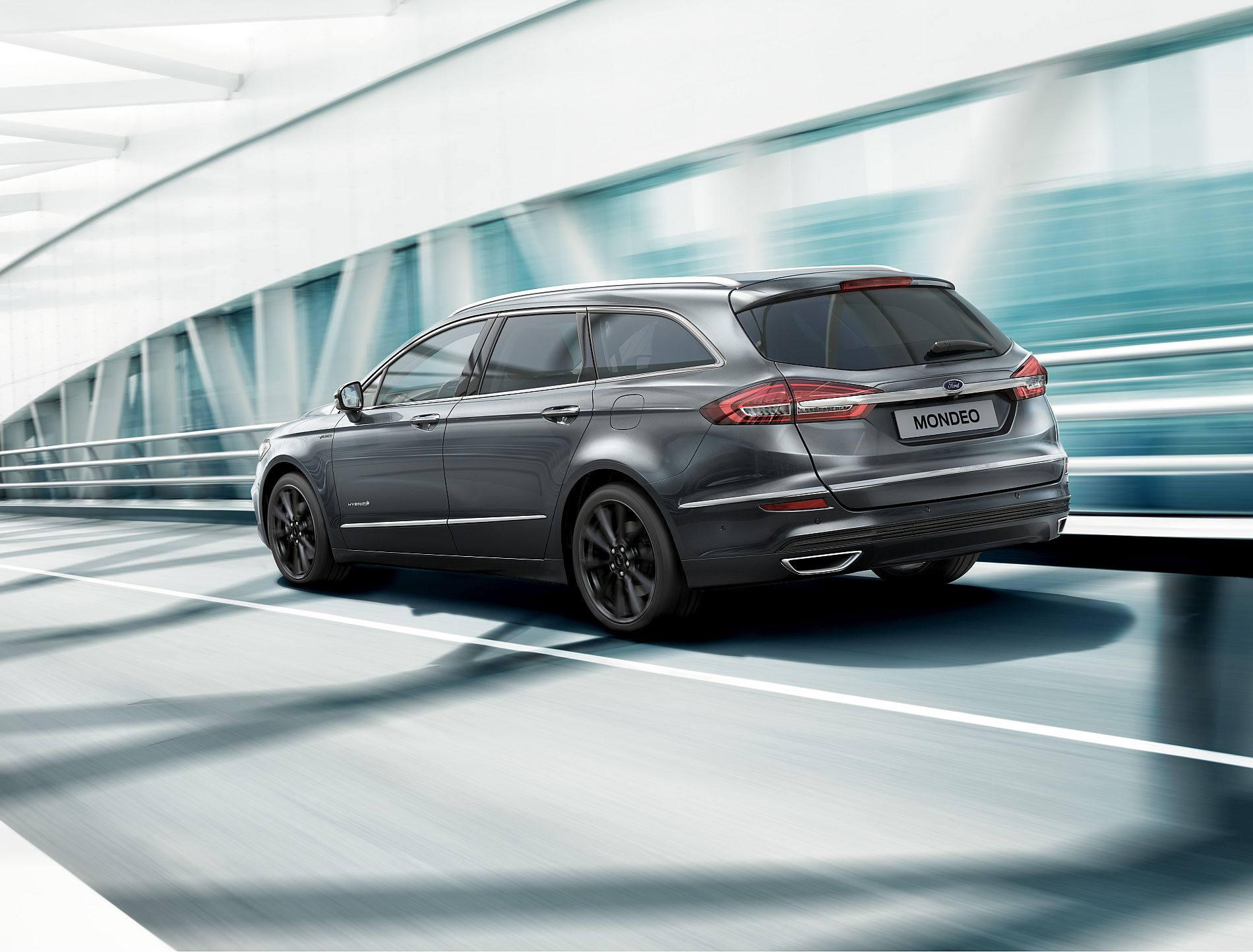 2019FordMondeo-Hybrid_012