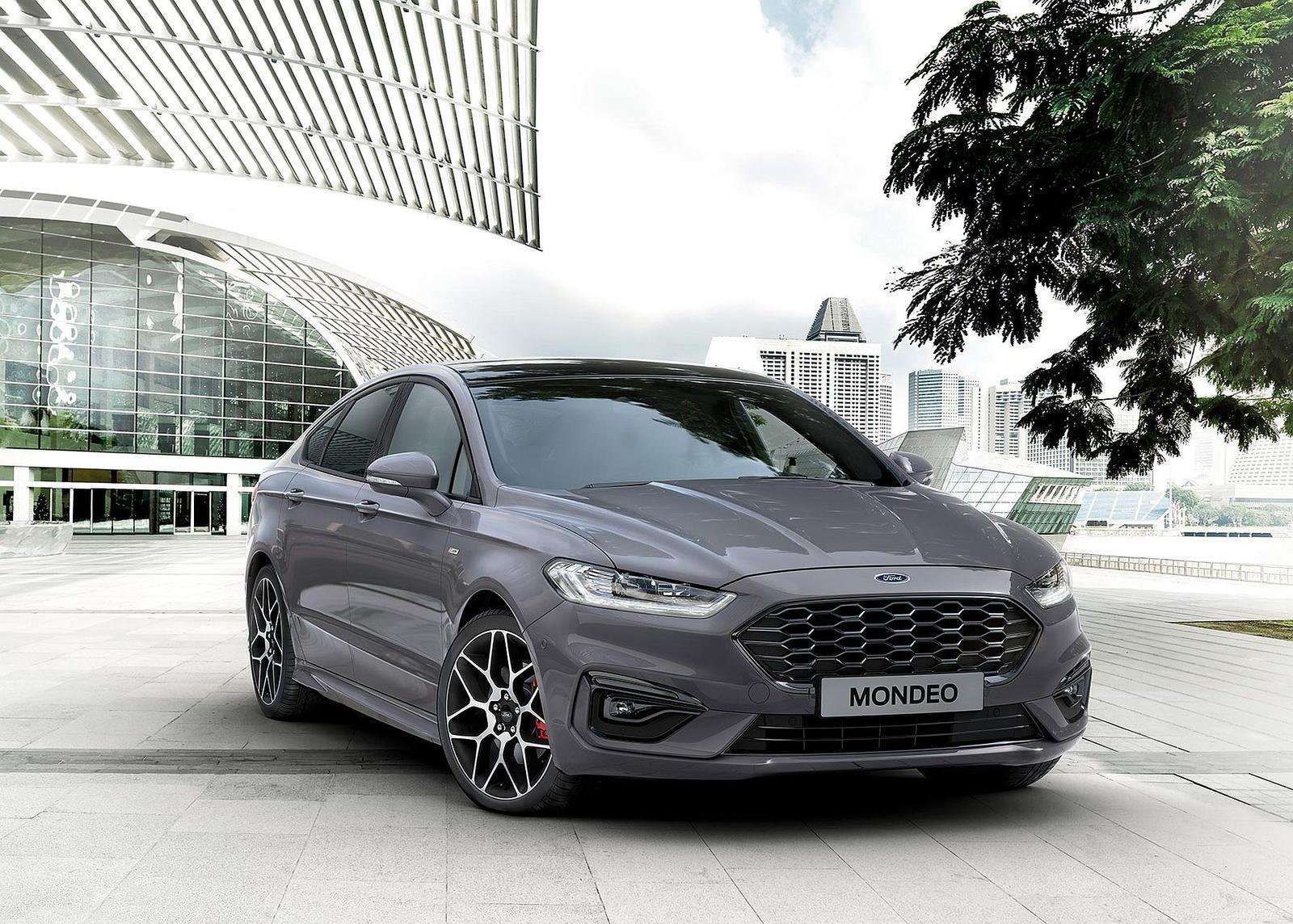 2019FordMondeo-Hybrid_09-LOW