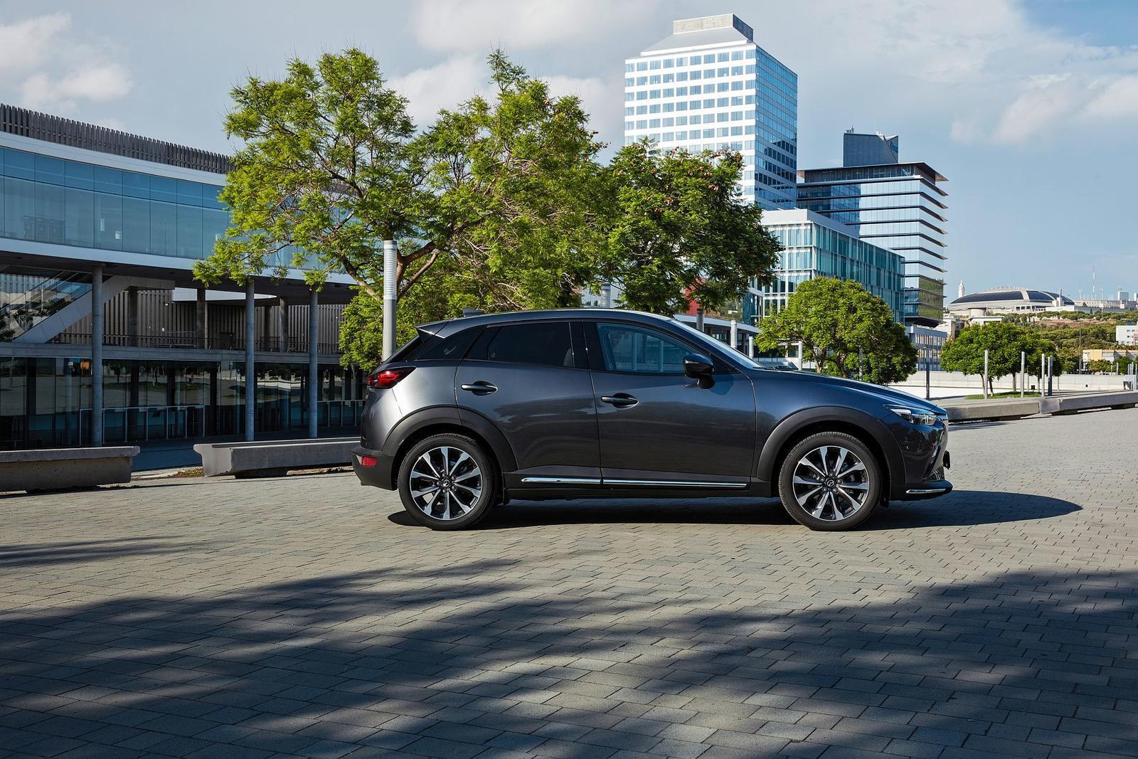 30_2018_MAZDA_CX-3_STILL_SIDE