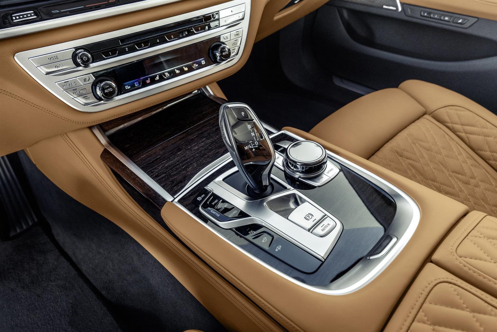 BMW Serie 7 2019 (13)