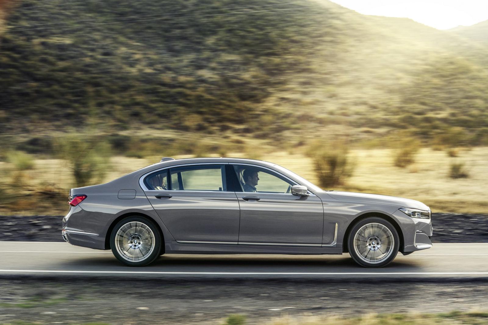 BMW Serie 7 2019 (21)