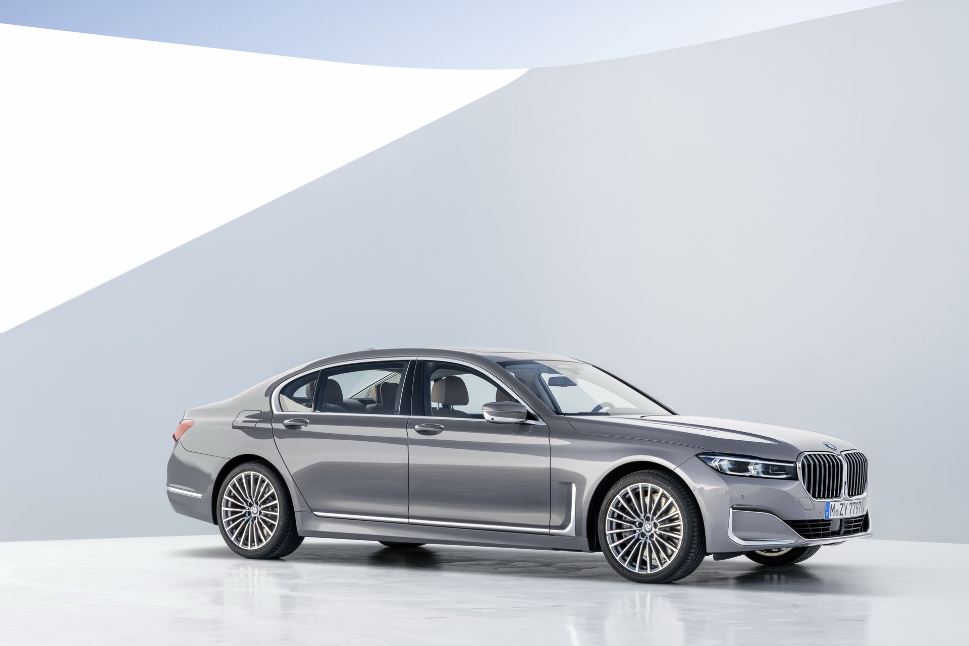 BMW Serie 7 2019 (26)