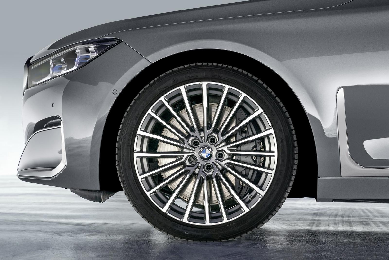 BMW Serie 7 2019 (33)