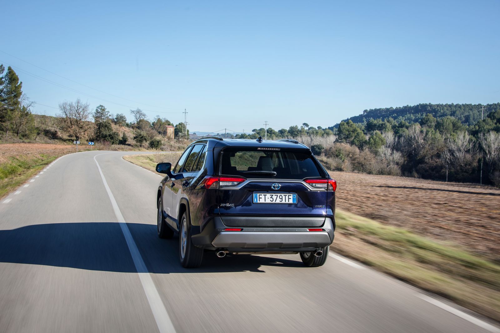 Dynamic_Blue_Rav4_2019_08