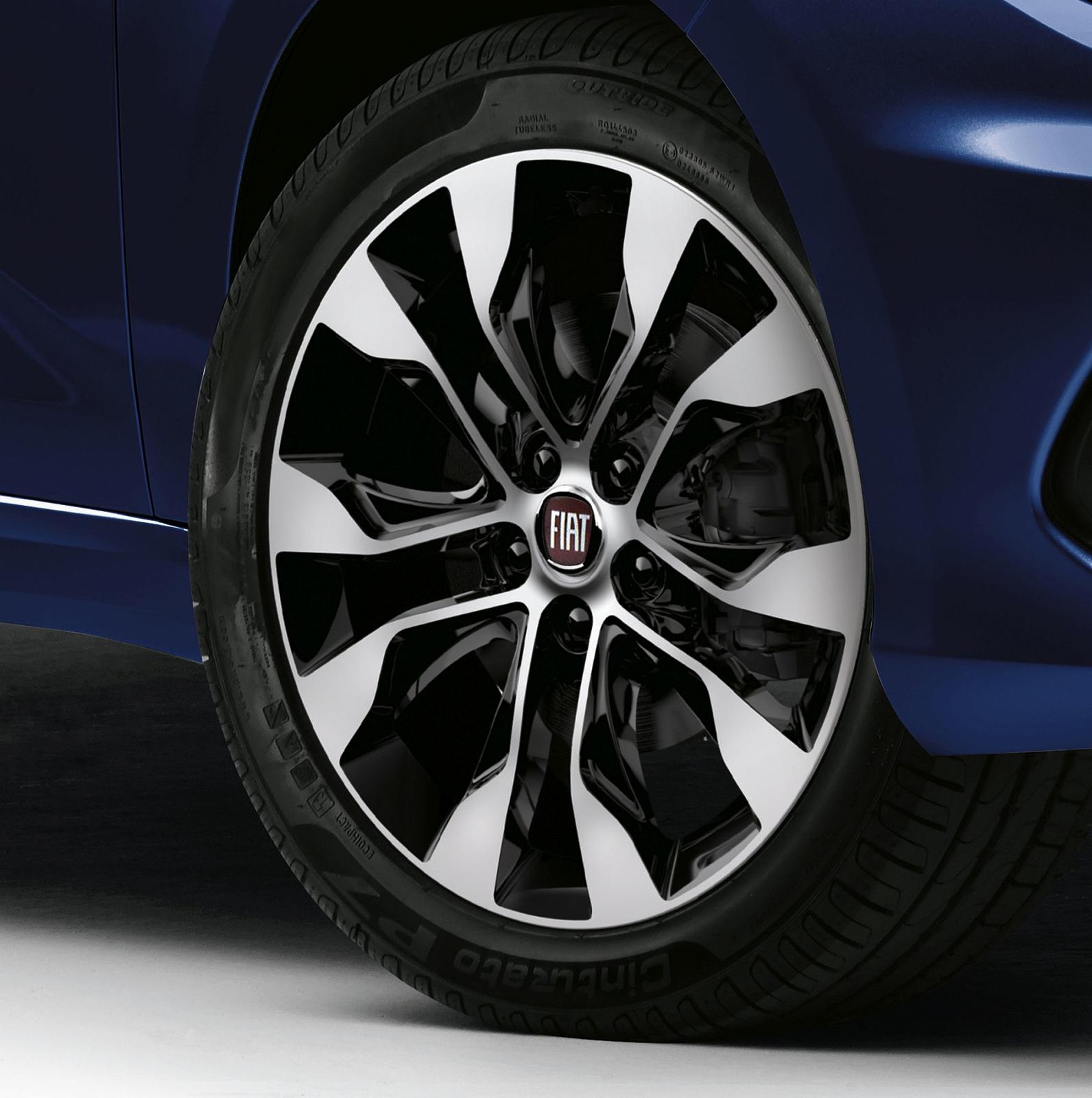 Fiat_Tipo_Mirror_1 (6)