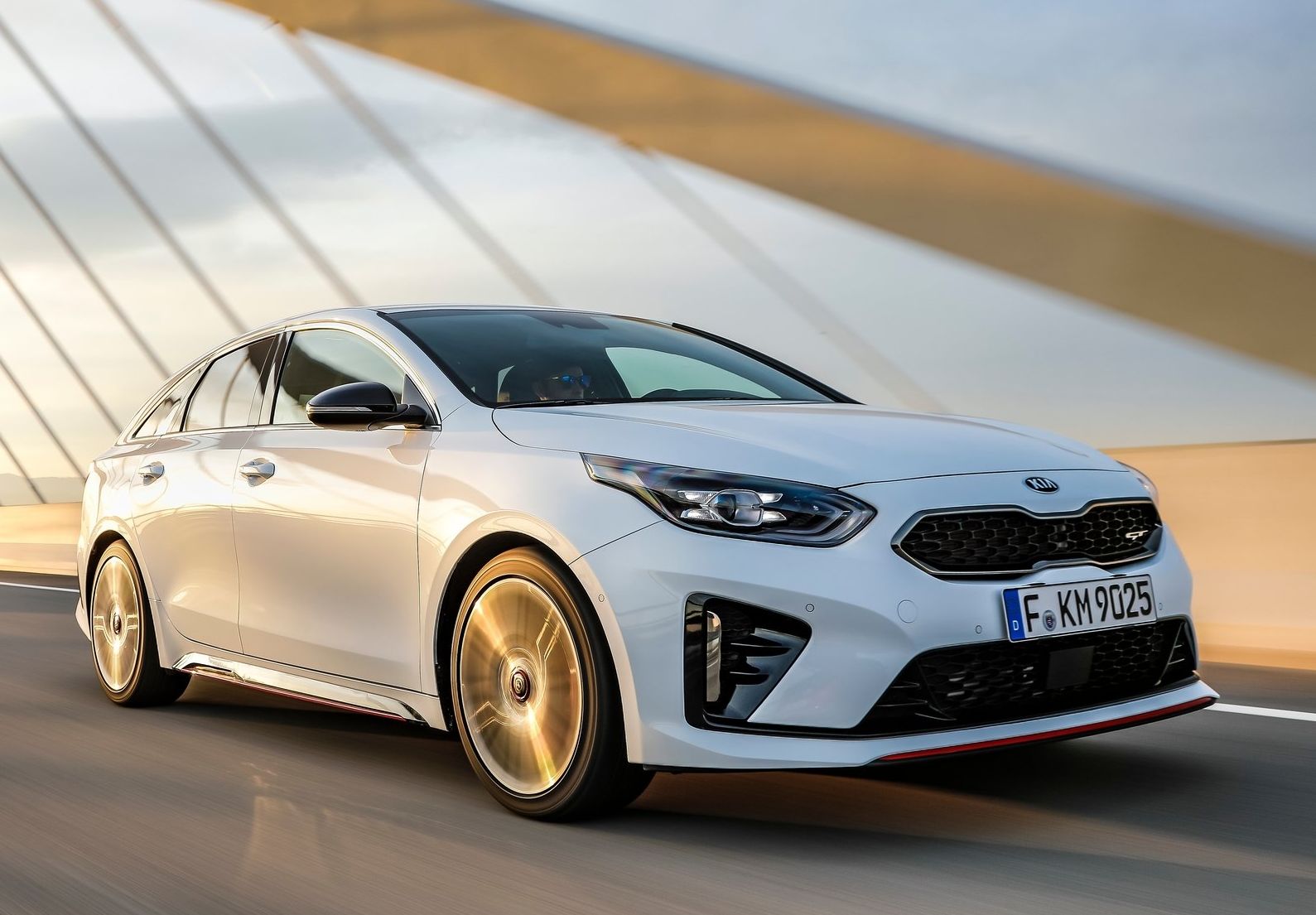 Kia-ProCeed-2019-1600-0a