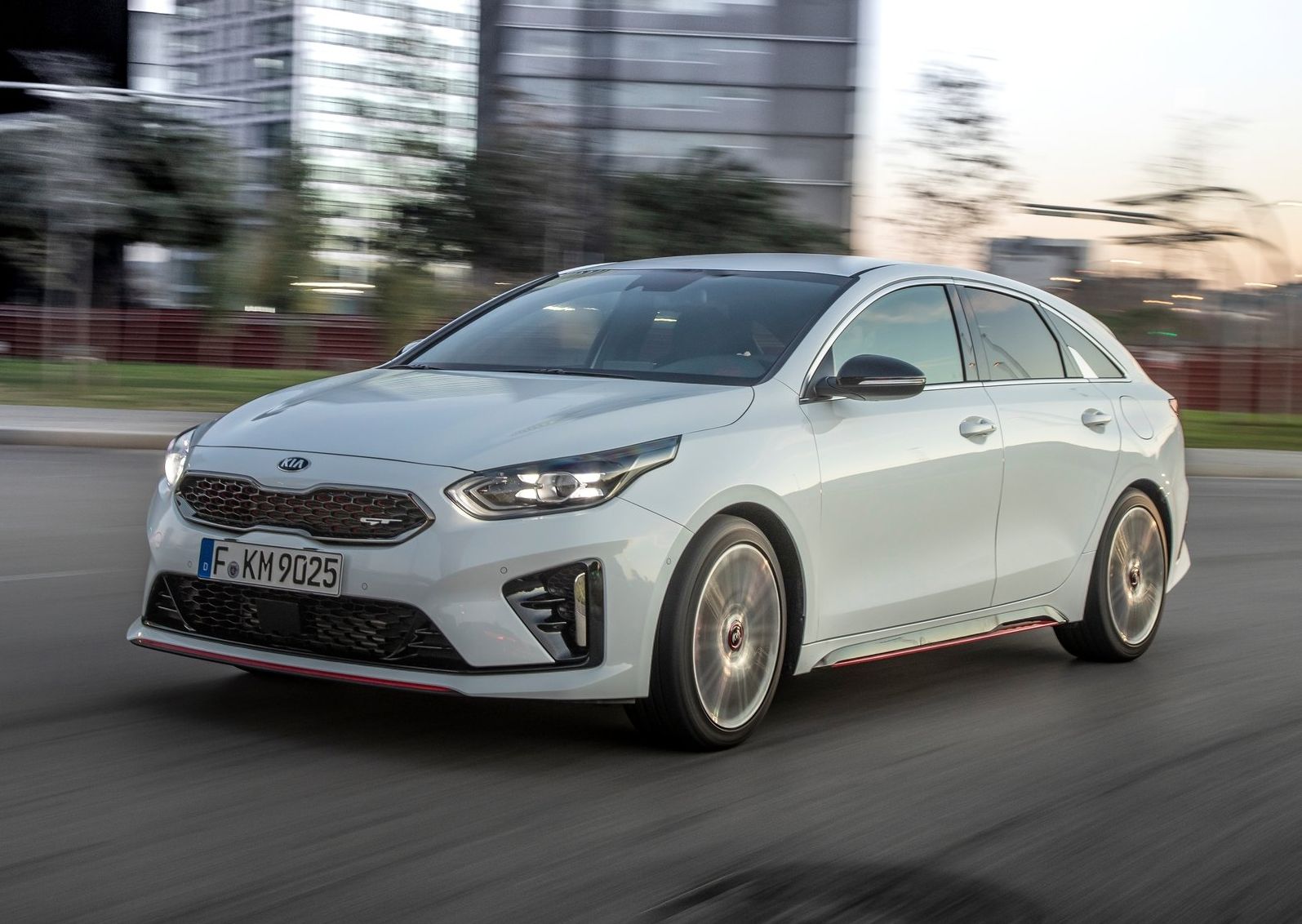 Kia-ProCeed-2019-1600-1c