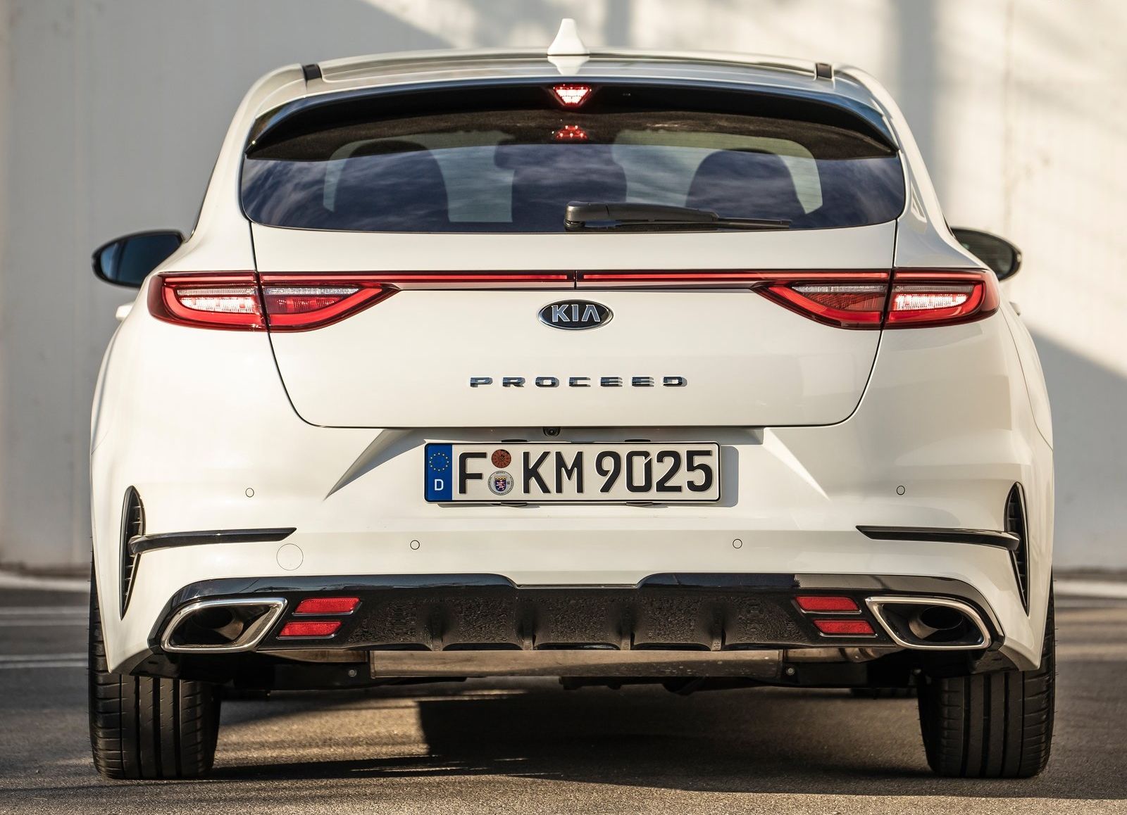 Kia-ProCeed-2019-1600-6f