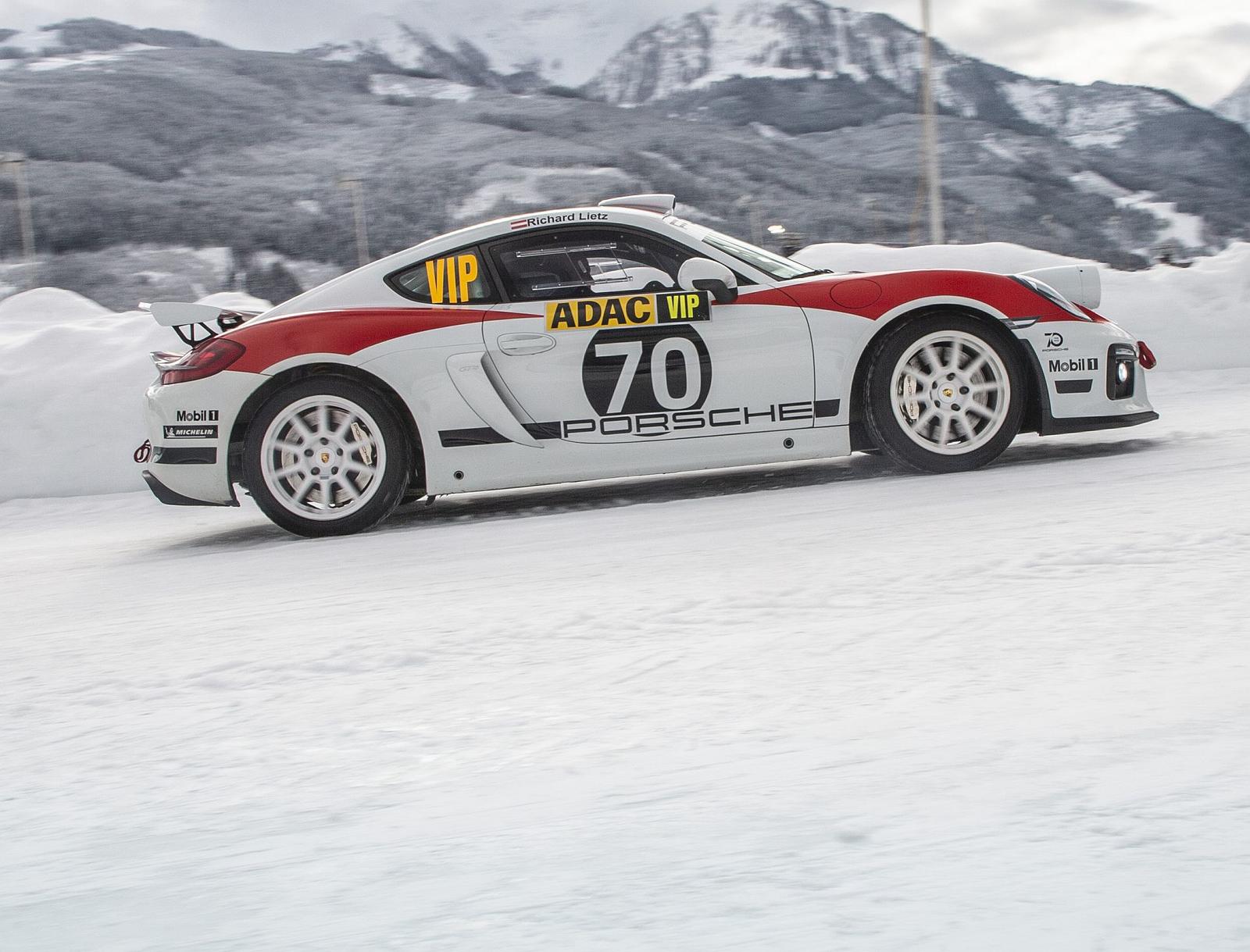 Porsche Cayman GT4 Rallye (10)