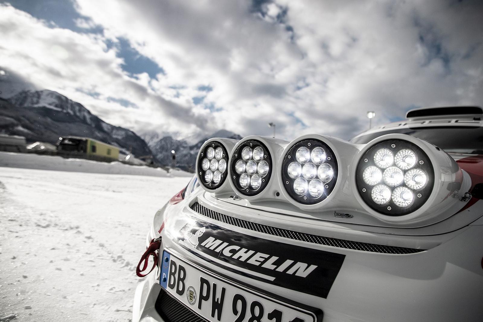Porsche Cayman GT4 Rallye (4)