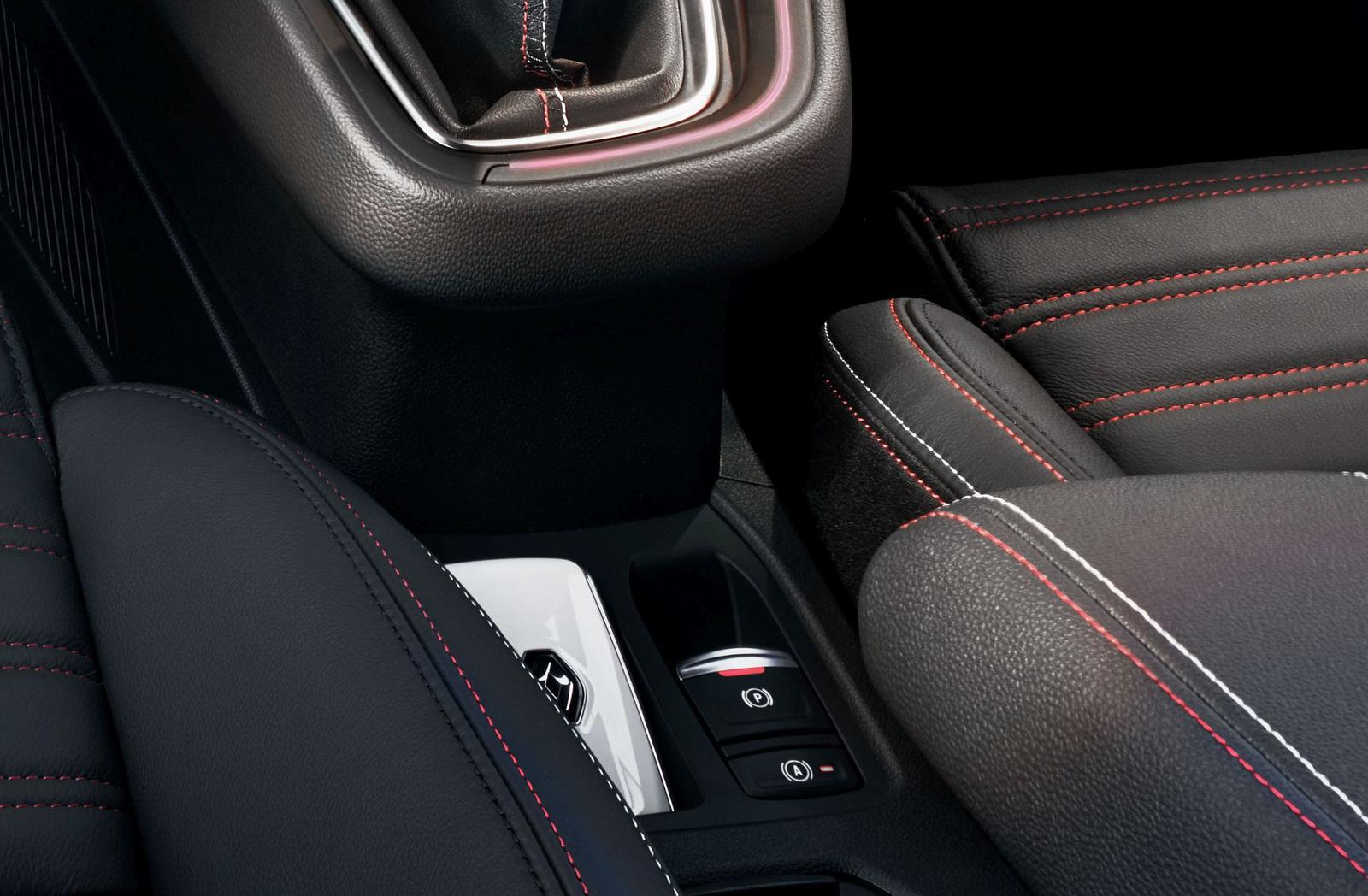 Renault Clio interior 2019 (2)11