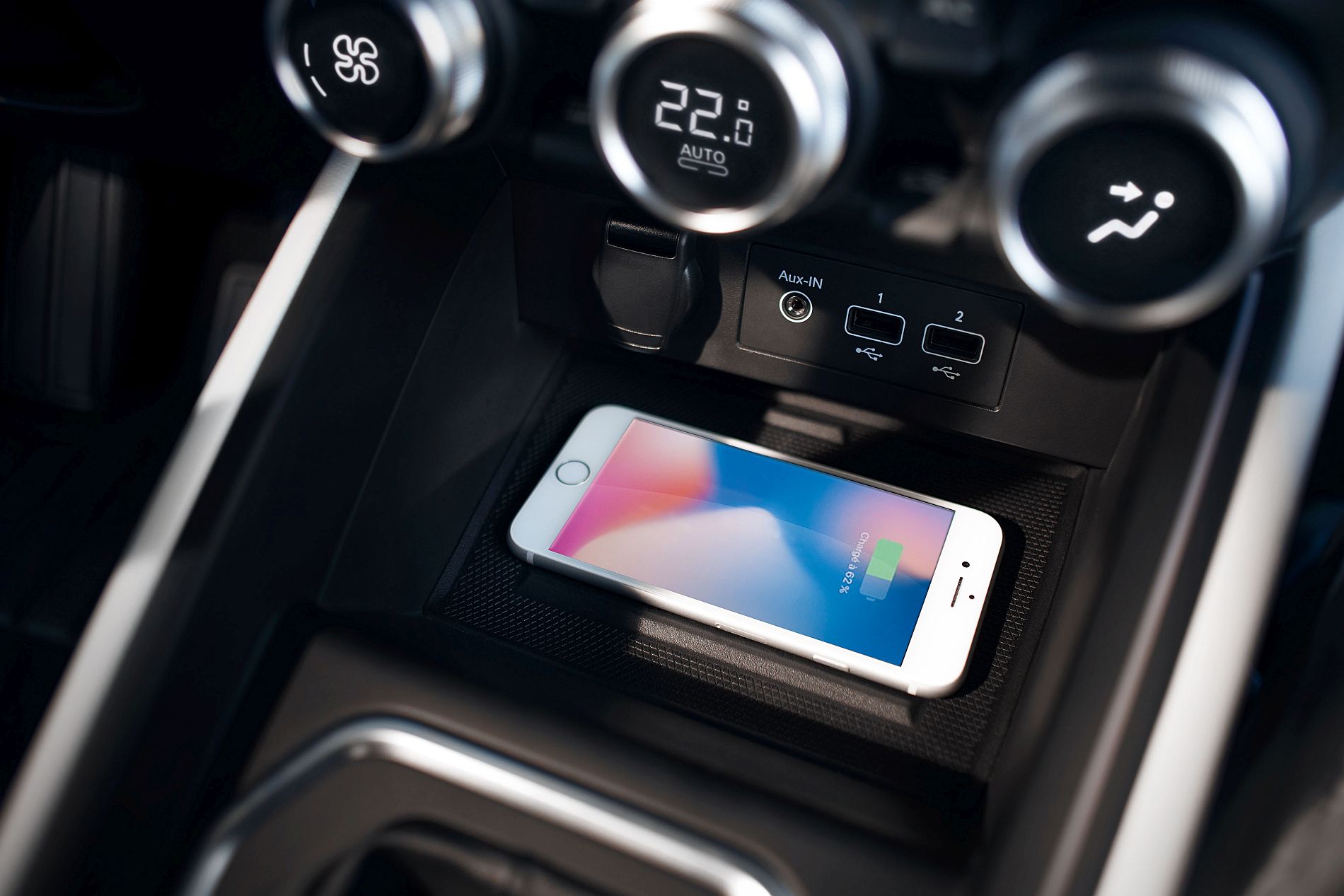 Renault Clio interior 2019 (3)