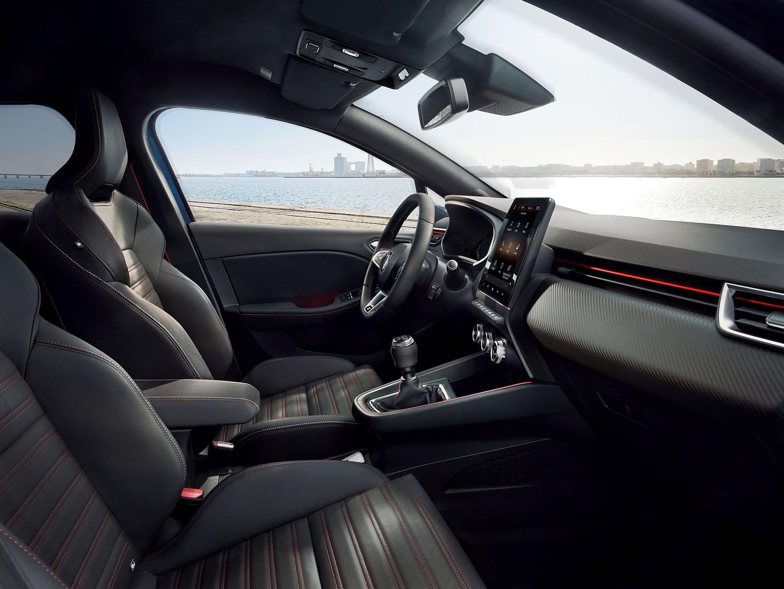 Renault Clio interior 2019 (4)