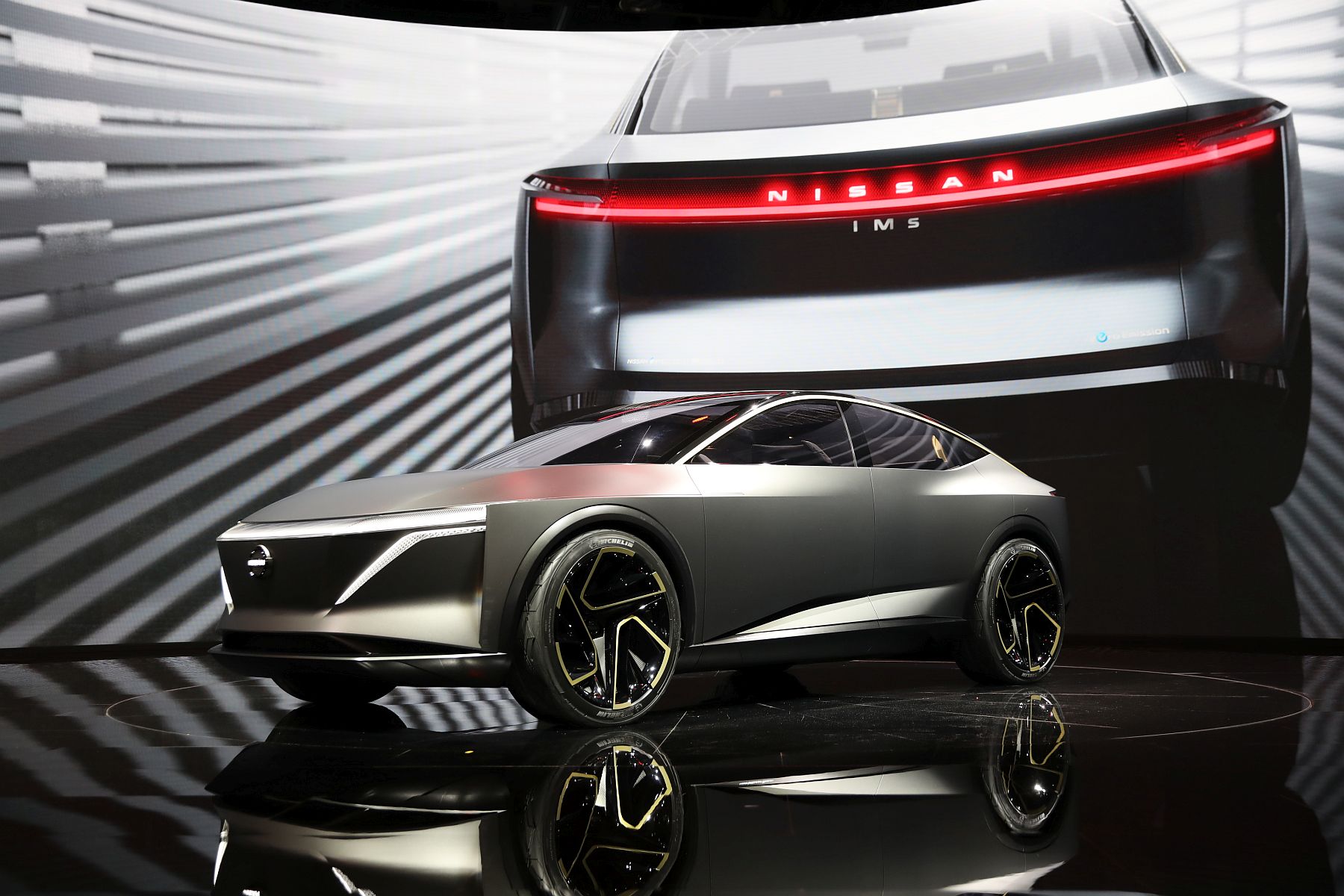 Nissan unveils the IMs Concept at the 2019 Detroit Auto Show