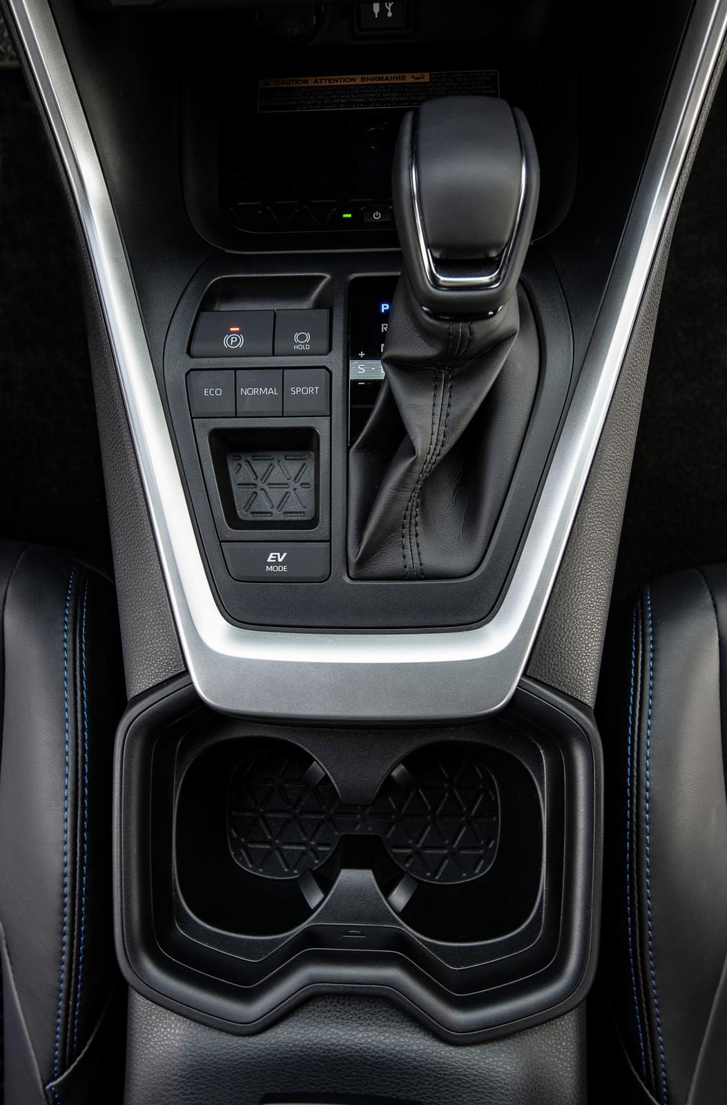 Toyota_Rav4_2019_01 (17)