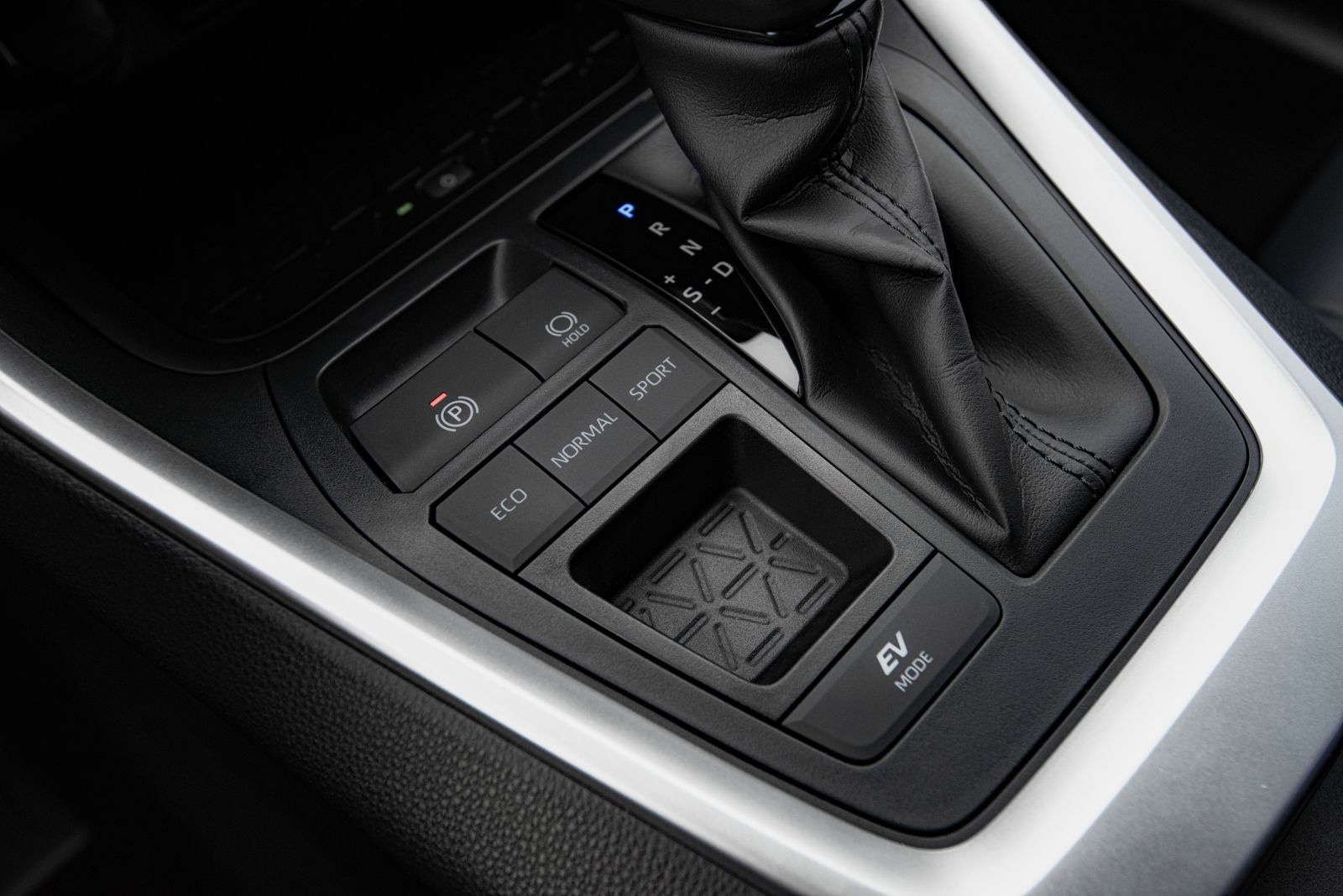 Toyota_Rav4_2019_01 (22)