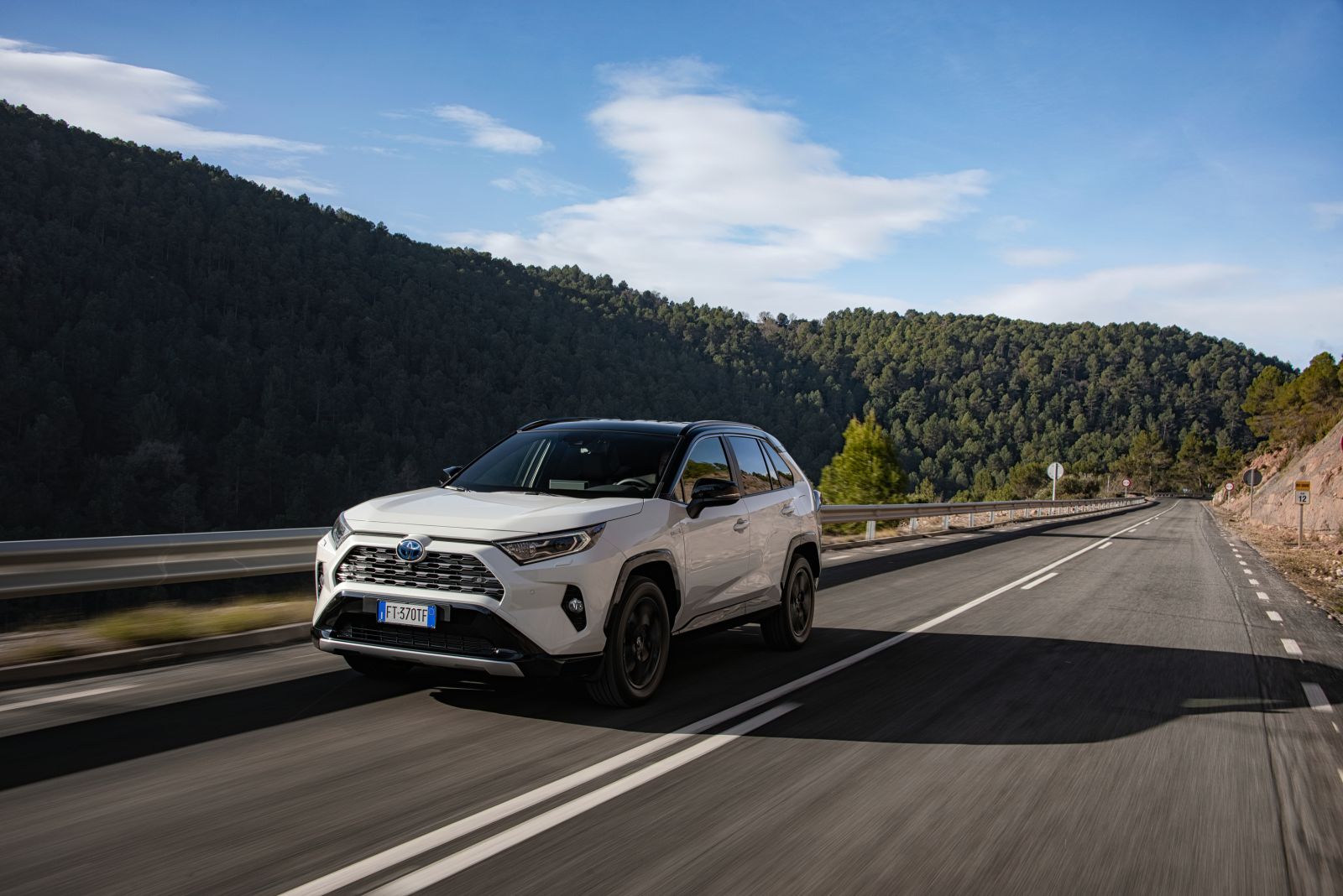 Toyota_Rav4_2019_01 (46)
