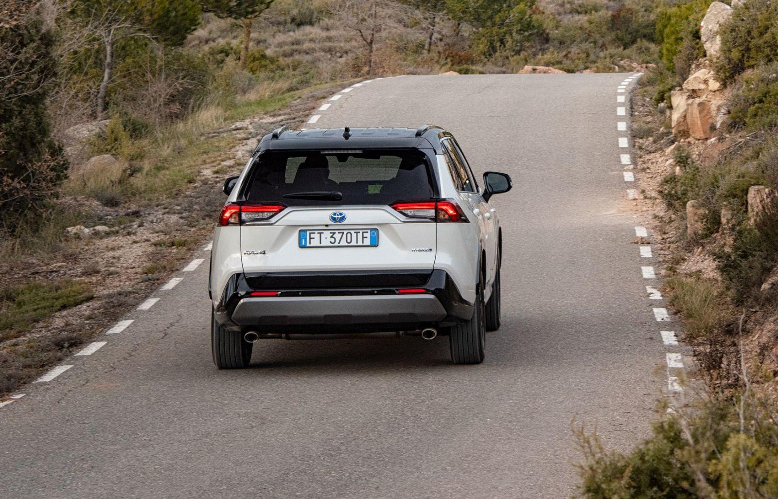 Toyota_Rav4_2019_01 (47)
