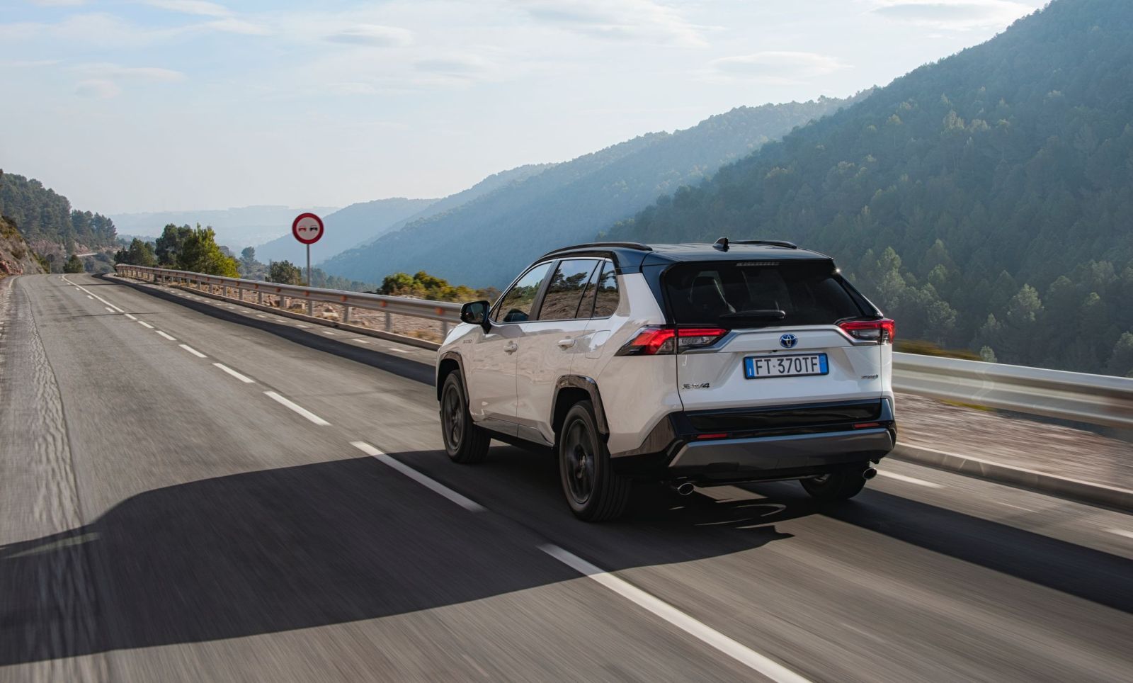Toyota_Rav4_2019_01 (57)