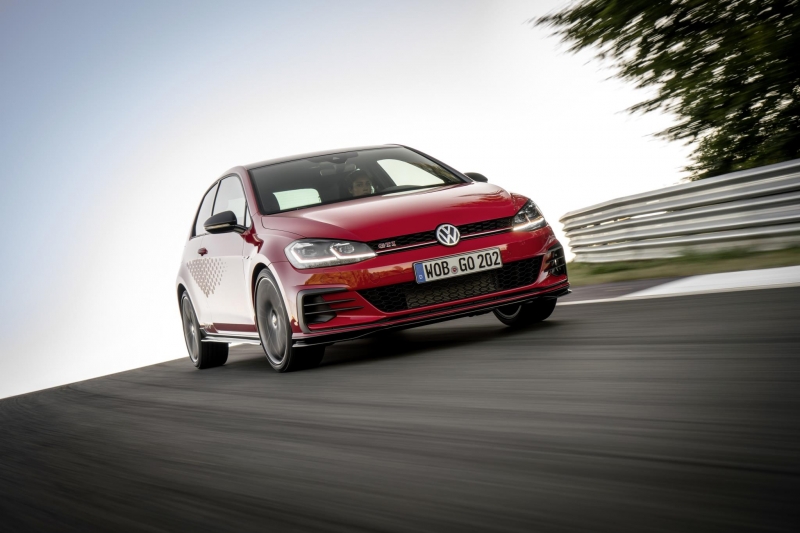 Volkswagen Golf GTI TCR (1)