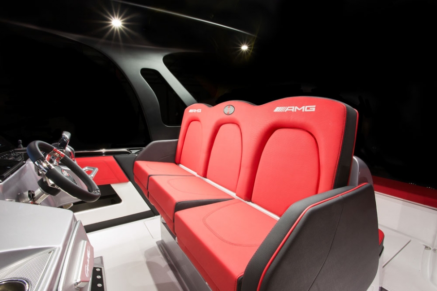 41-AMG-Carbon-Edition-Press-HR-11-source-960×600