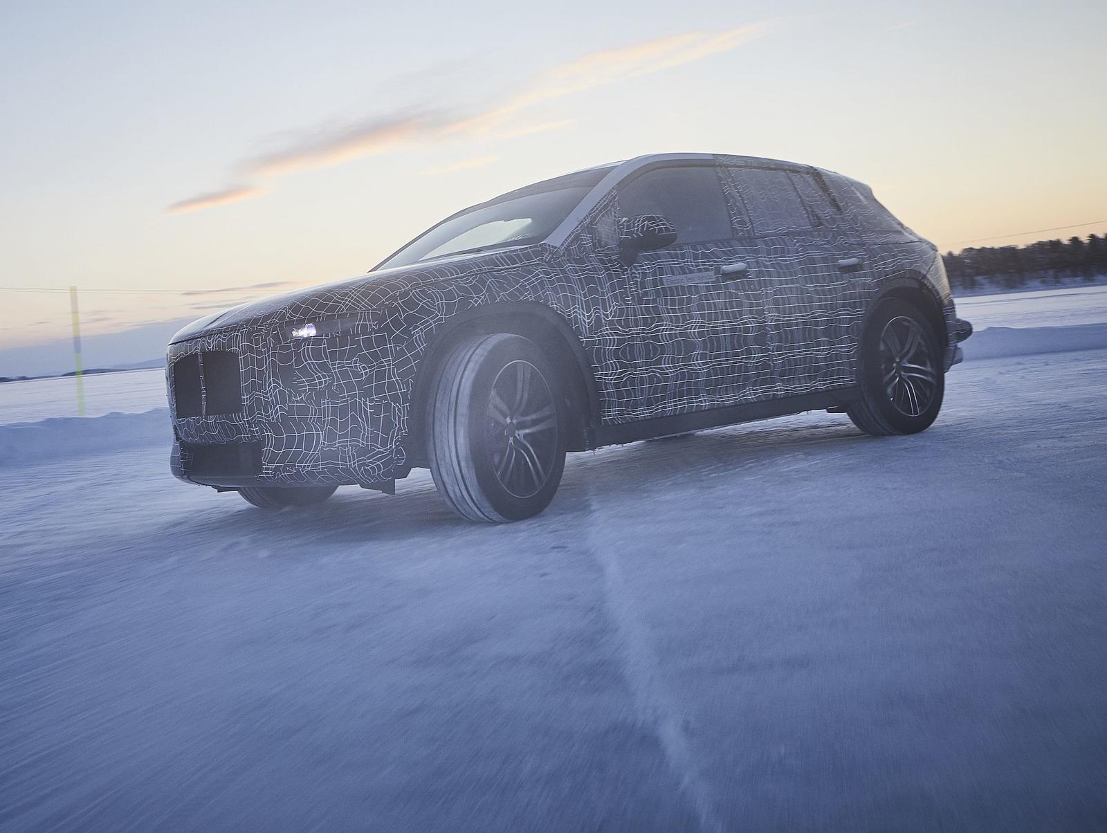 BMW iNEXT 2019 testes (3)