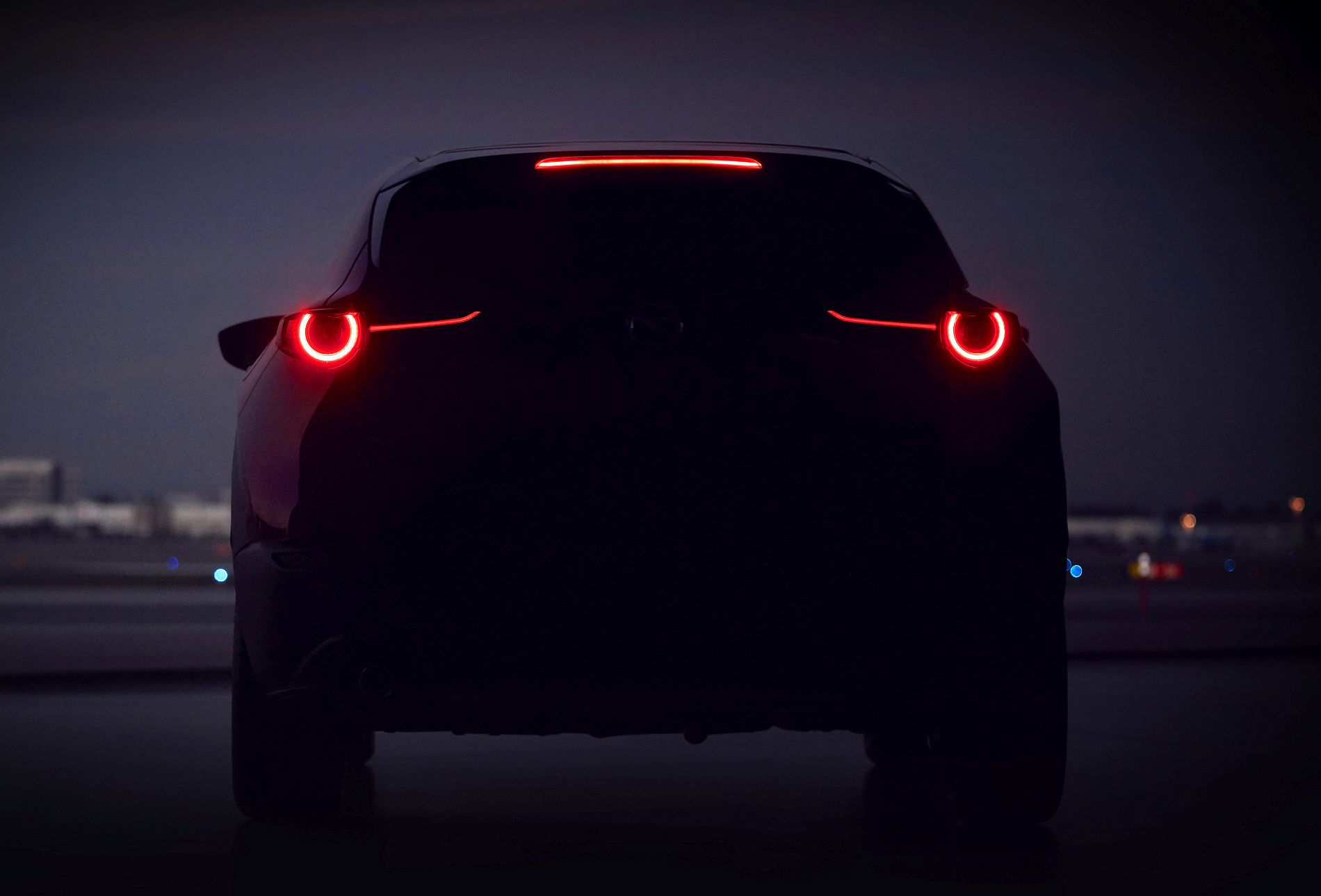 Geneva_New Mazda SUV_Teaser