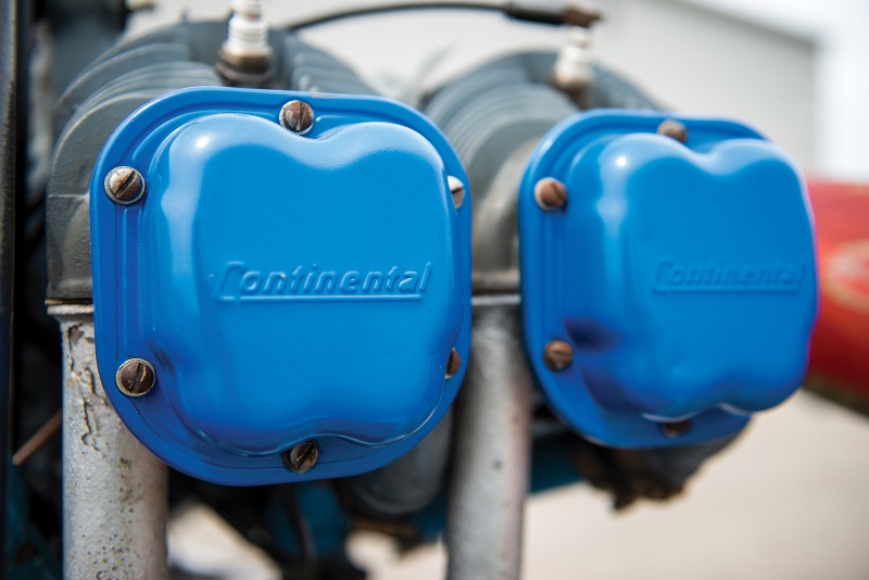 Ice-Speedster-Snow-Plane-Continental-Engine-Heads