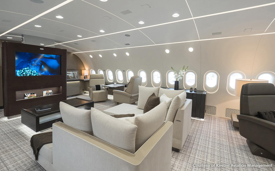 full-bbj-18