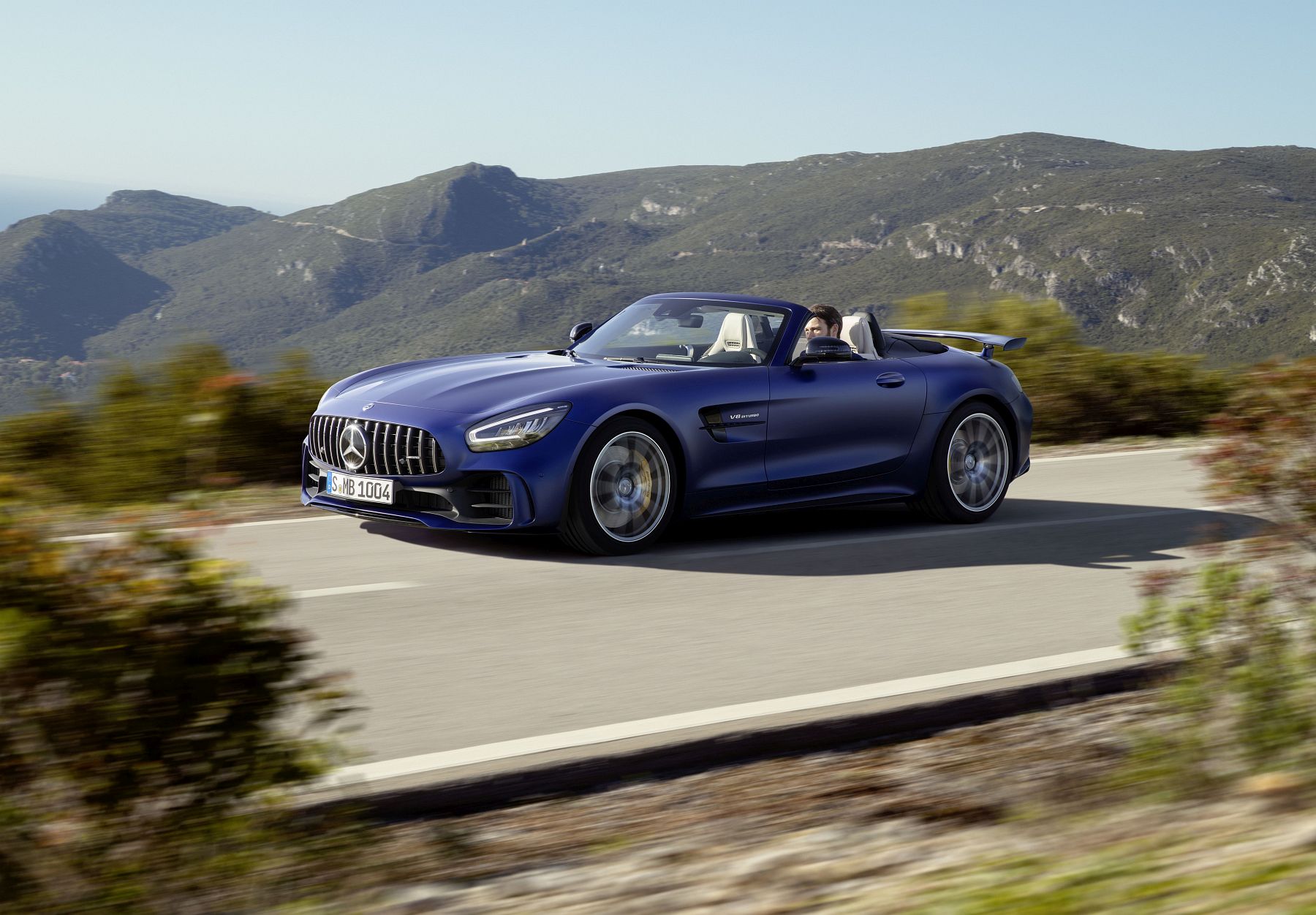 Mercedes-AMG GT R Roadster (2019)Mercedes-AMG GT R Roadster (2019)