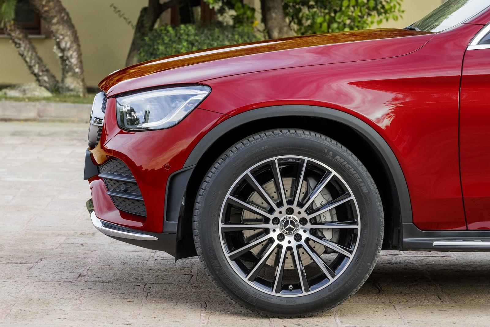 Mercedes-Benz GLC Coupé (C253)

Mercedes-Benz GLC Coupé (C253)