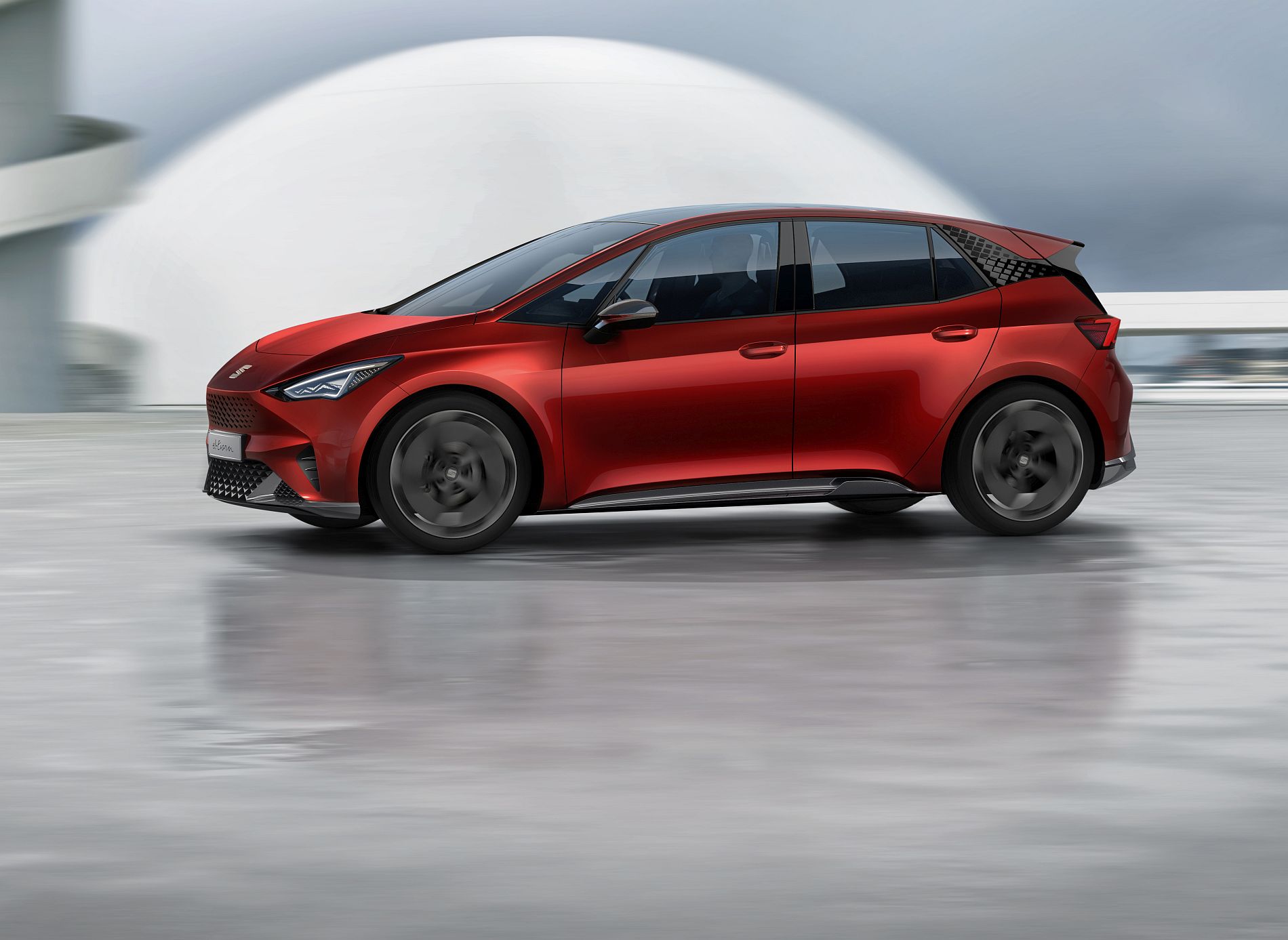 SEAT-el-Born-plugged-into-electric-mobility_07_HQ