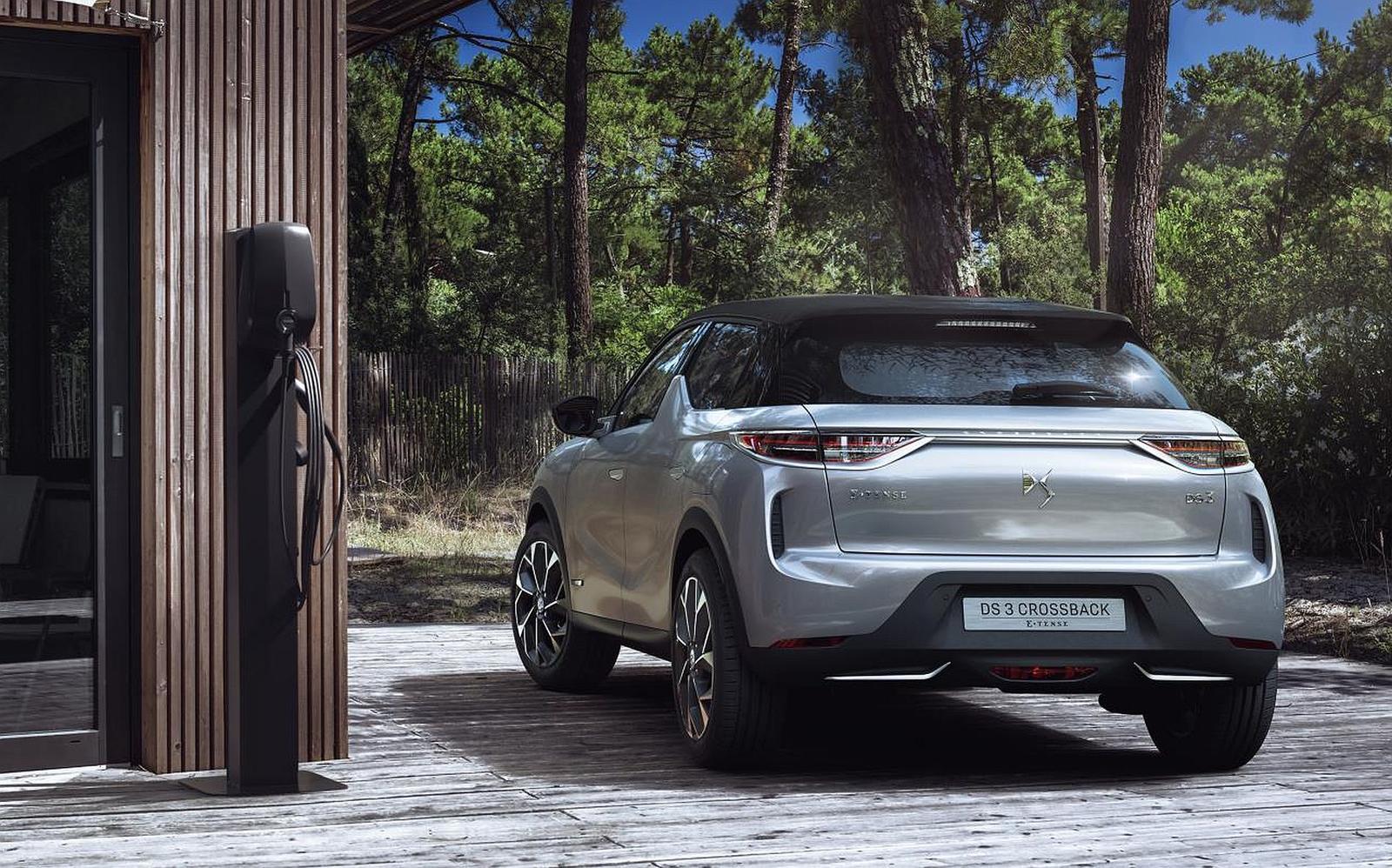 DS 3 CROSSBACK E-TENSE 013 (11)