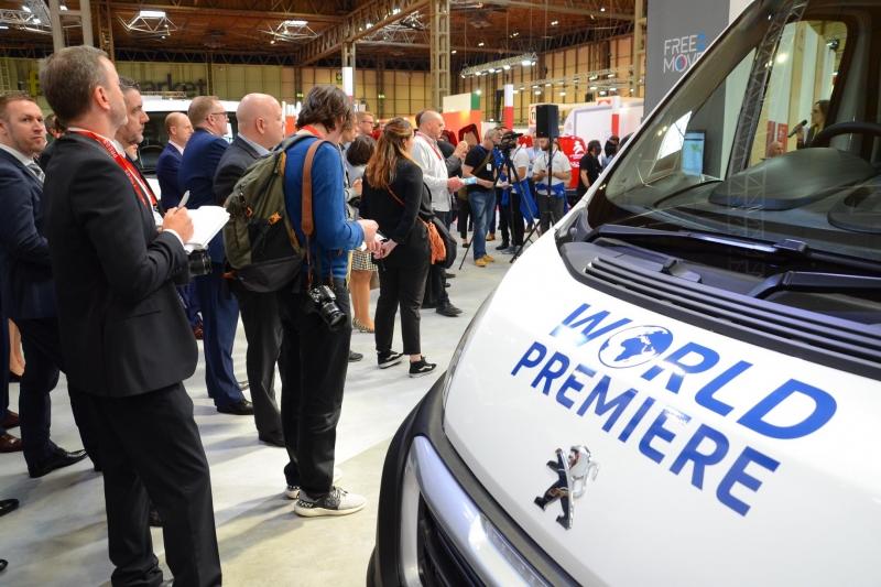 Peugeot Boxer Electric 2019 (8)