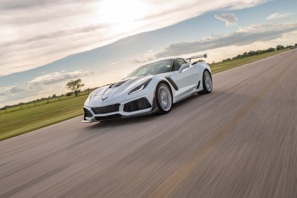ZR1-Corvette-2019-White-Hennessey1-min