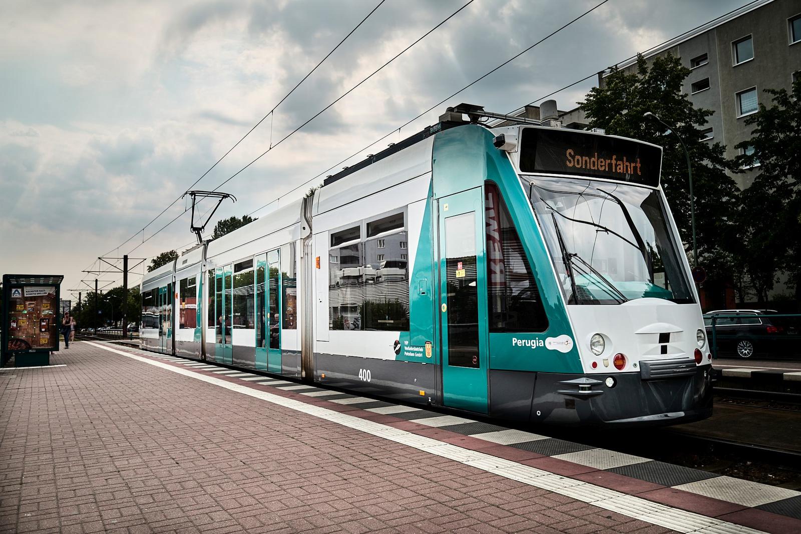 Siemens Mobility präsentiert erste autonom fahrende Straßenbahn der Welt / Siemens Mobility presents world’s first autonomous tram