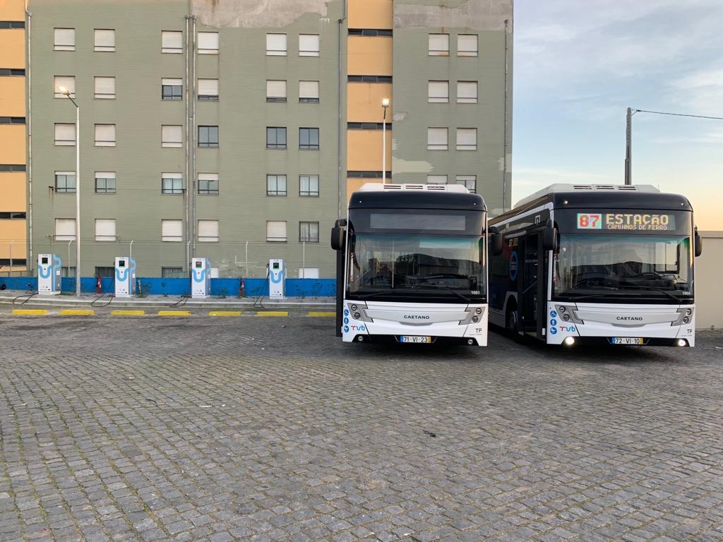 bus-1