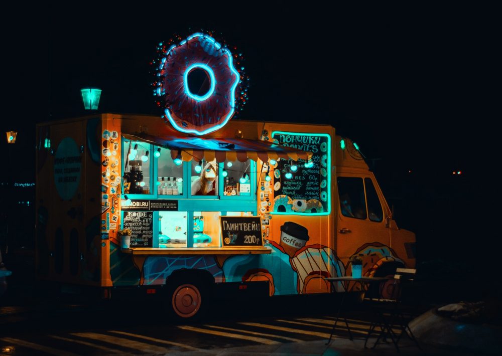food-truck-illuminated-light-1766686