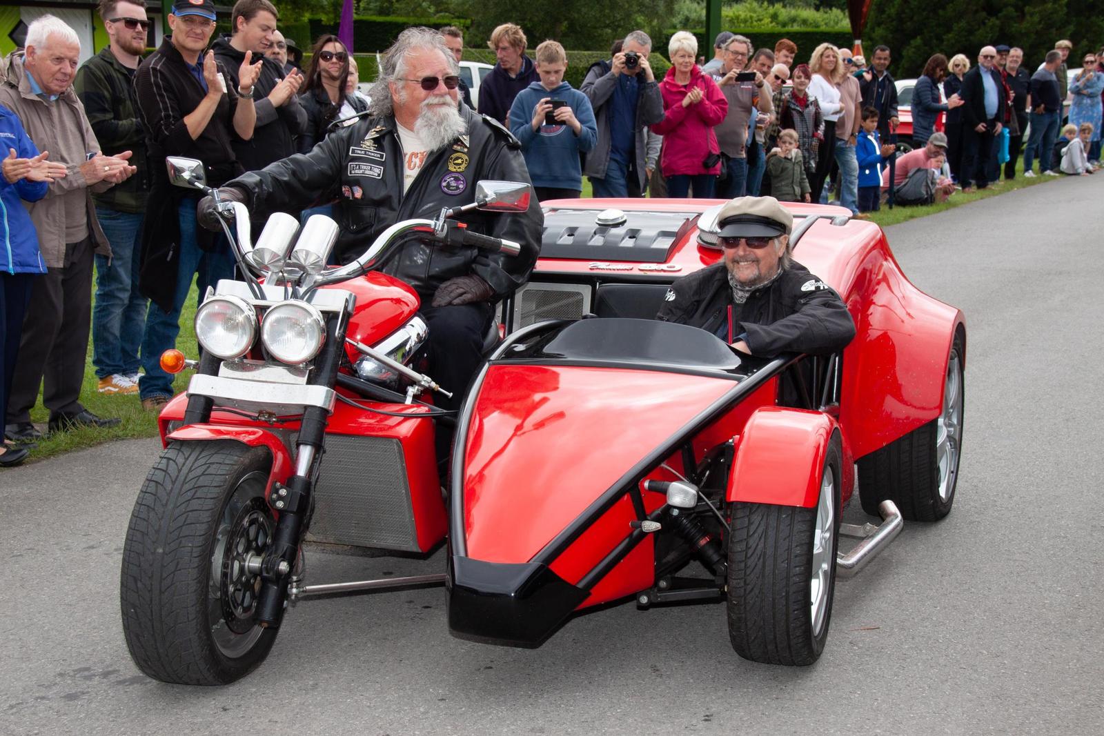 Best Bike winners Chris Head and Dave Hiles (l-r) in their trike