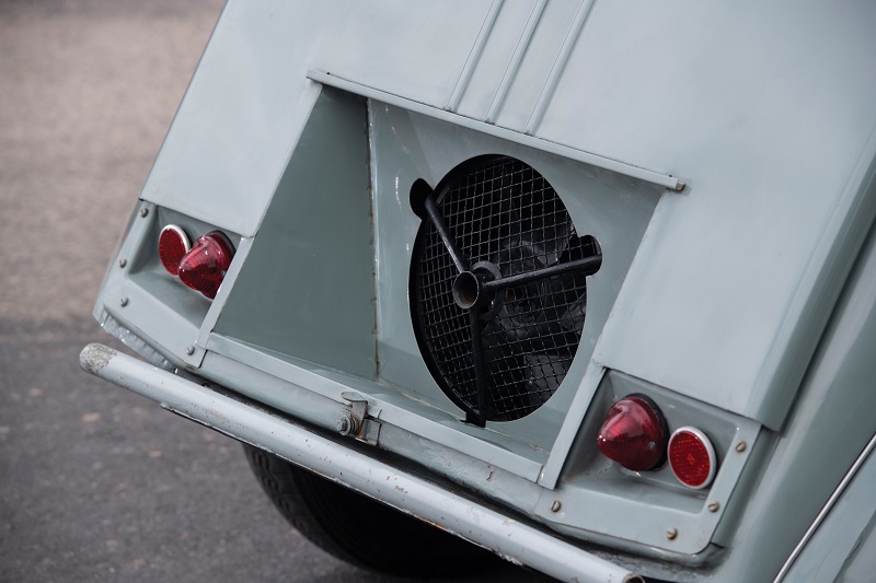 Citroën-2CV-4×4-Sahara-Engine-Fan