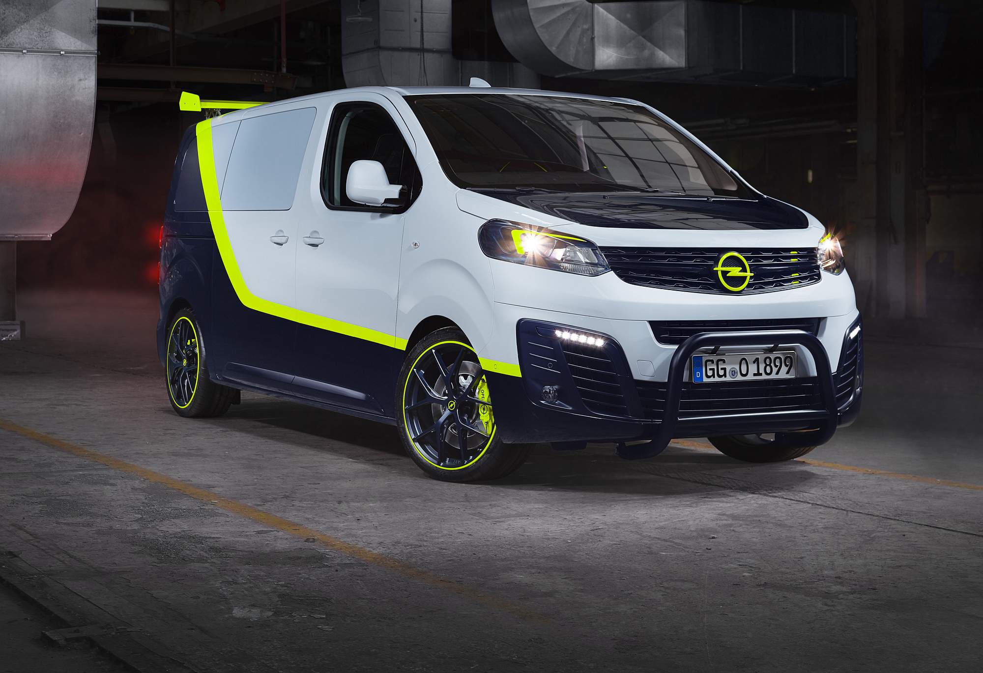 Showcar Opel Zafira Life O-Team, 2019