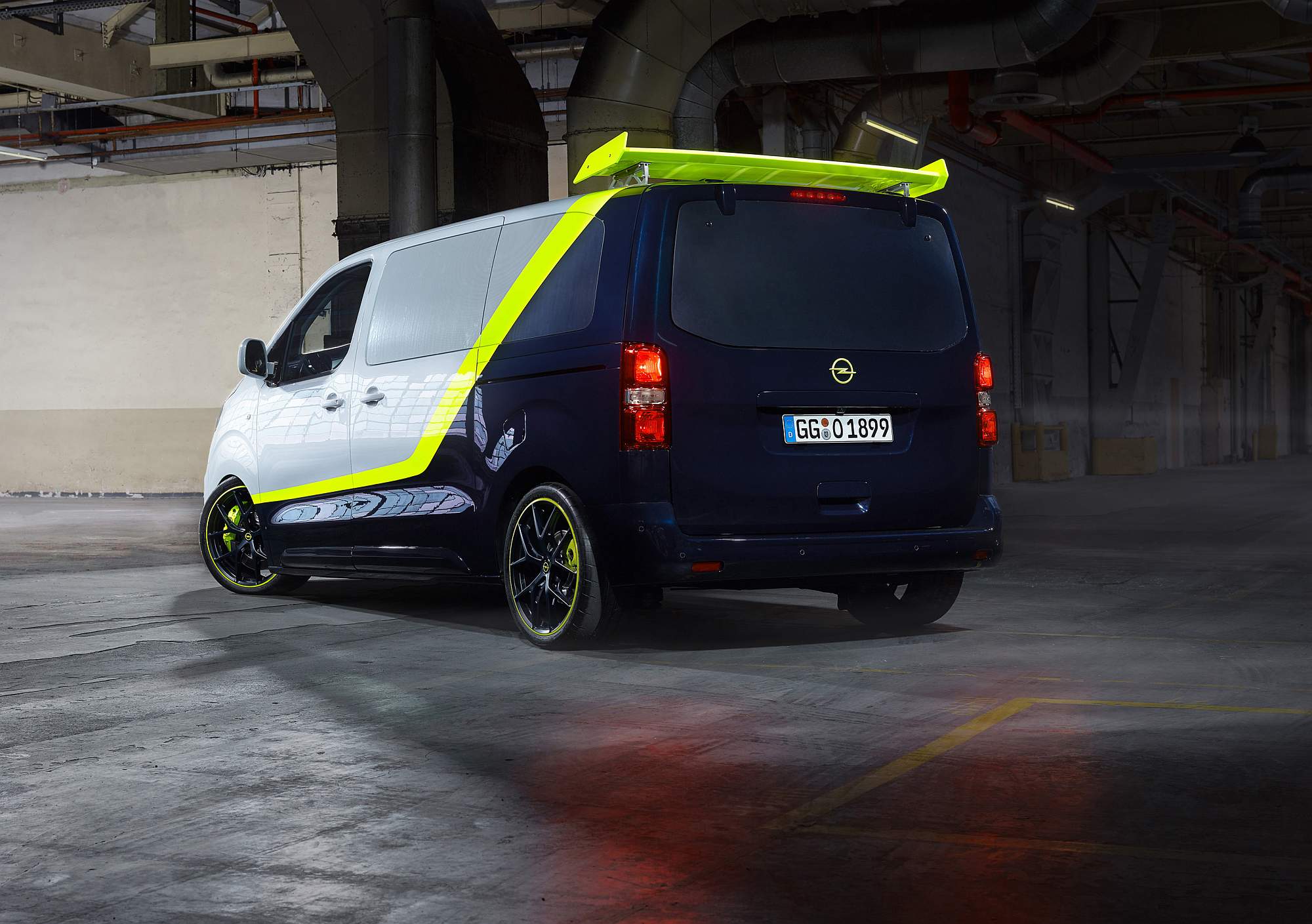 Showcar Opel Zafira Life O-Team, 2019
