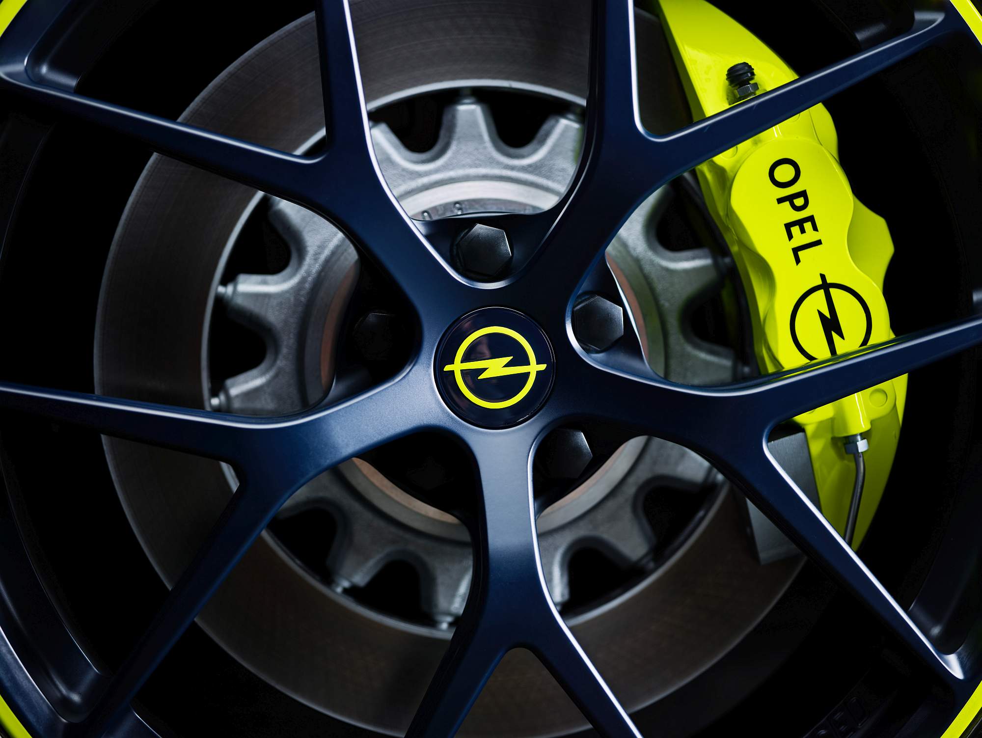 Showcar Opel Zafira Life O-Team, 2019